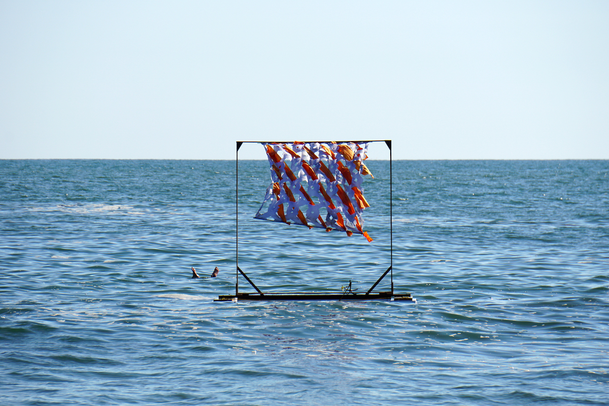 Floating Fence w/ Thorson Kahn