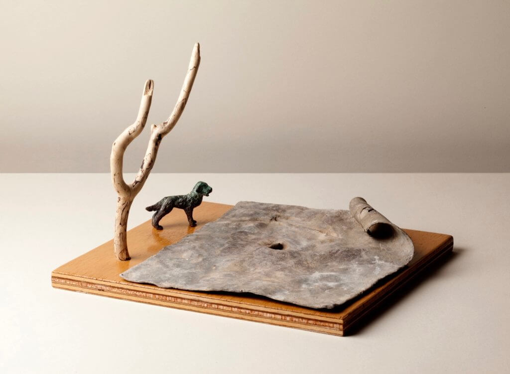 Dog — 23 x 20 cm Wood, Bronze, Lead (2014)
