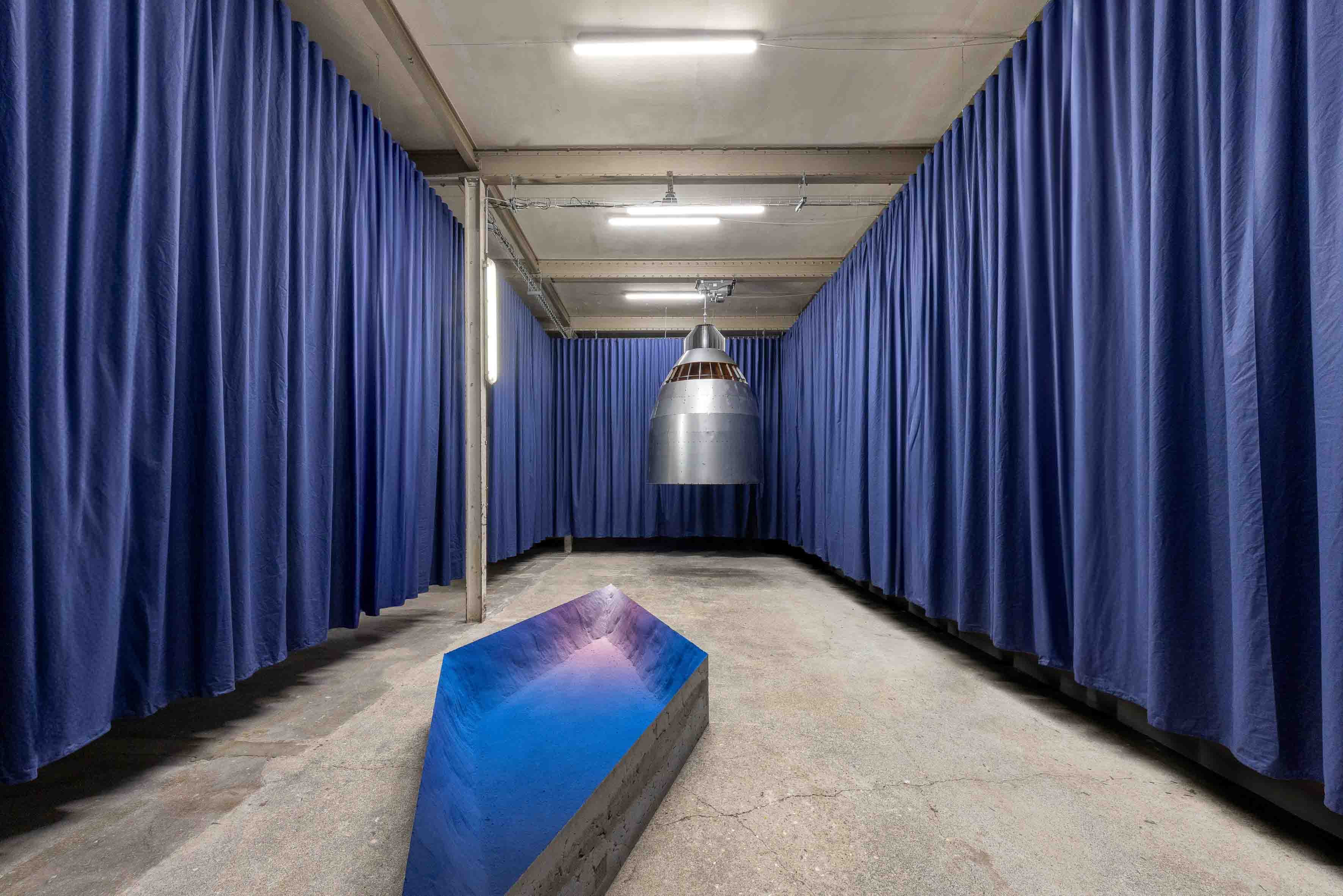 THE ORIGIN OF EVERYTHING STRANGE, CHAPTER 1: THE ARRIVAL with works by MARLON DE AZAMBUJA and ÁNGELA JIMÉNEZ DURÁN at POUSH curated by MARGAUX KNIGHT [from 20241018 to 20241122] [Photo: Romain Darnaud]