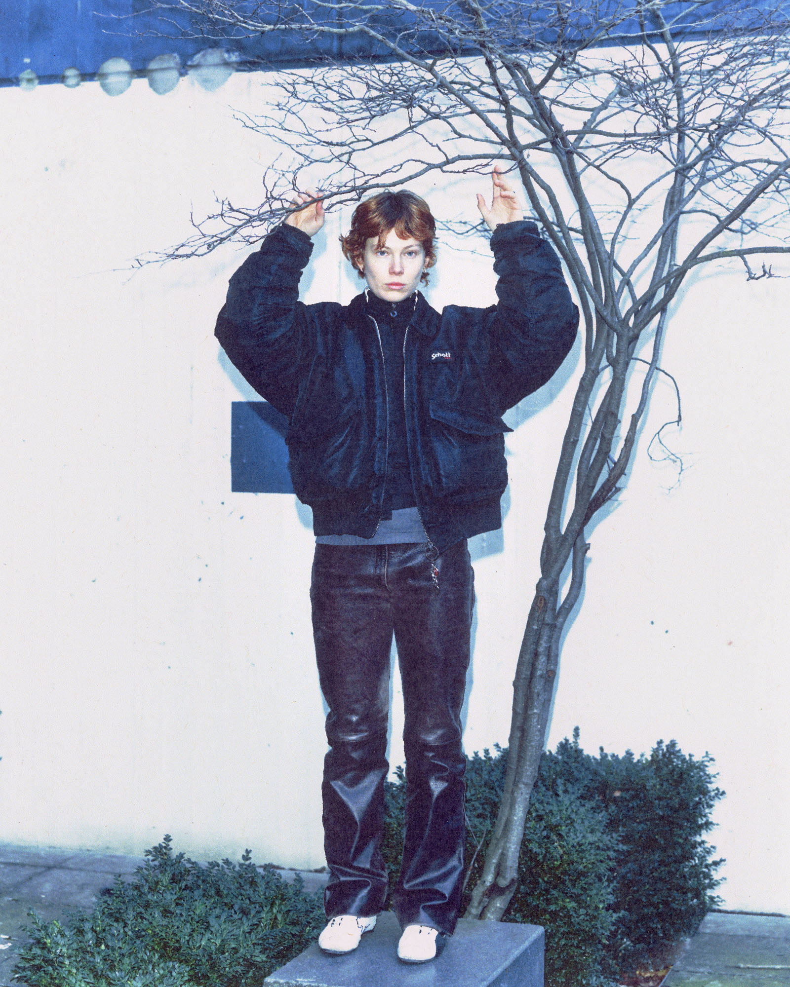 7/10 Vera Kamea, Designer