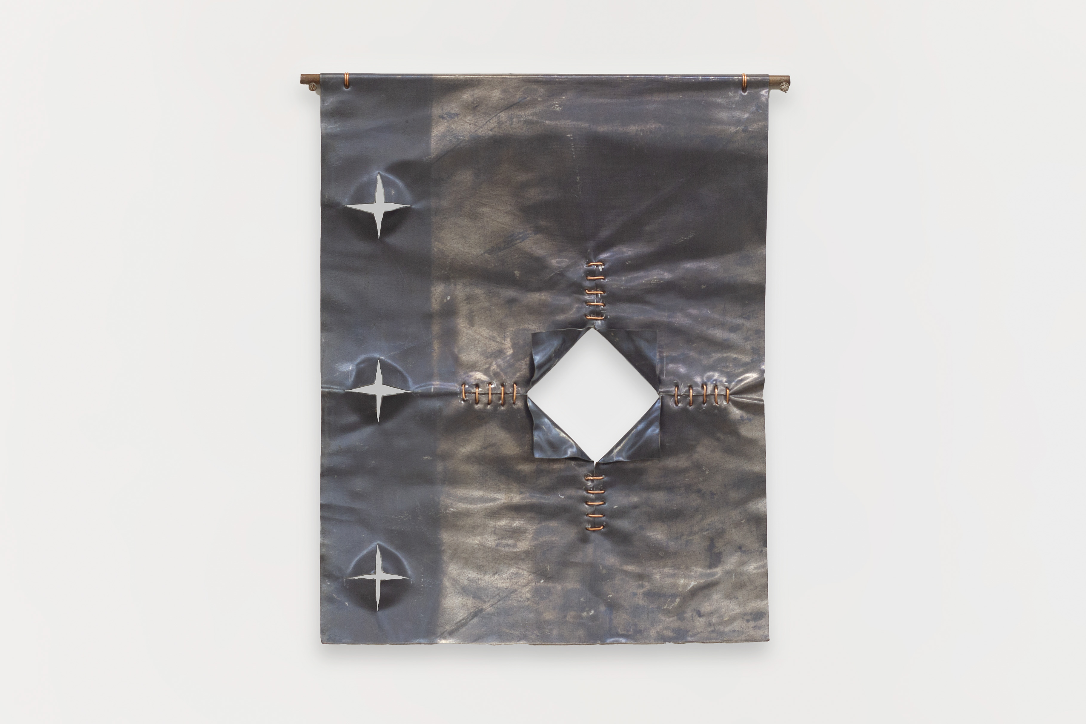 Sutura Geológica 7Chumbo, cobre e ferro. 33,5 x 29 cm. 2024