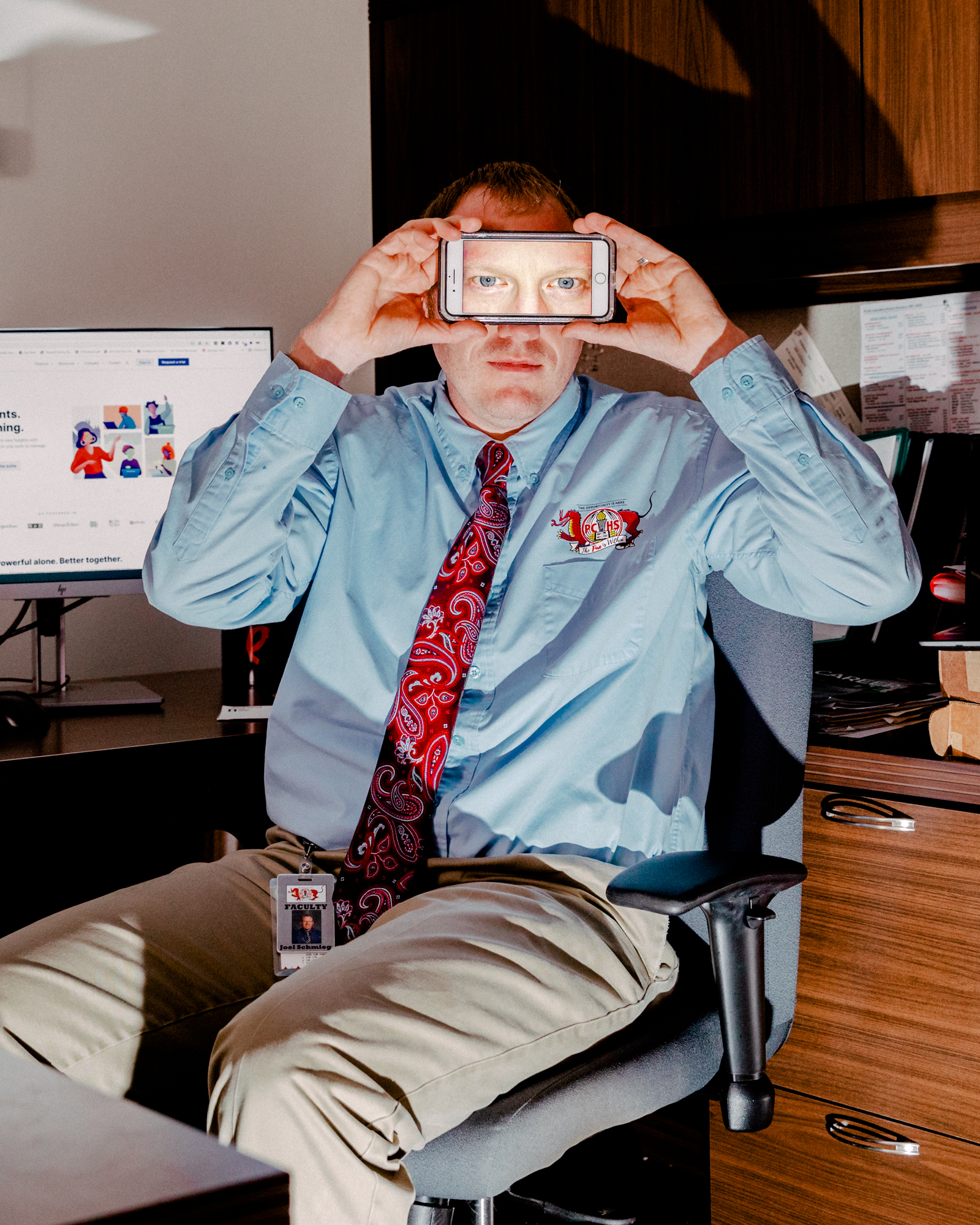 Bloomberg Businessweek | Surveillance in Schools