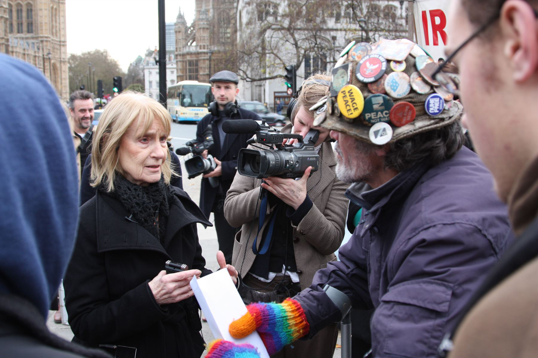 Barbara talking with Brian Haw, Peace Campaigner in Parliament Square.Westminster Walk, November 2008.Photo: © John Mallinson