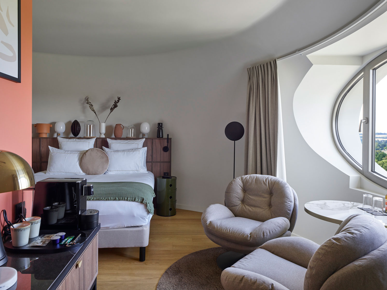 AGENCE ARCHITECTURE UNITÉ - HOTEL L’ESSENCIEL - PIRÉ CHANCÉ, FRANCE