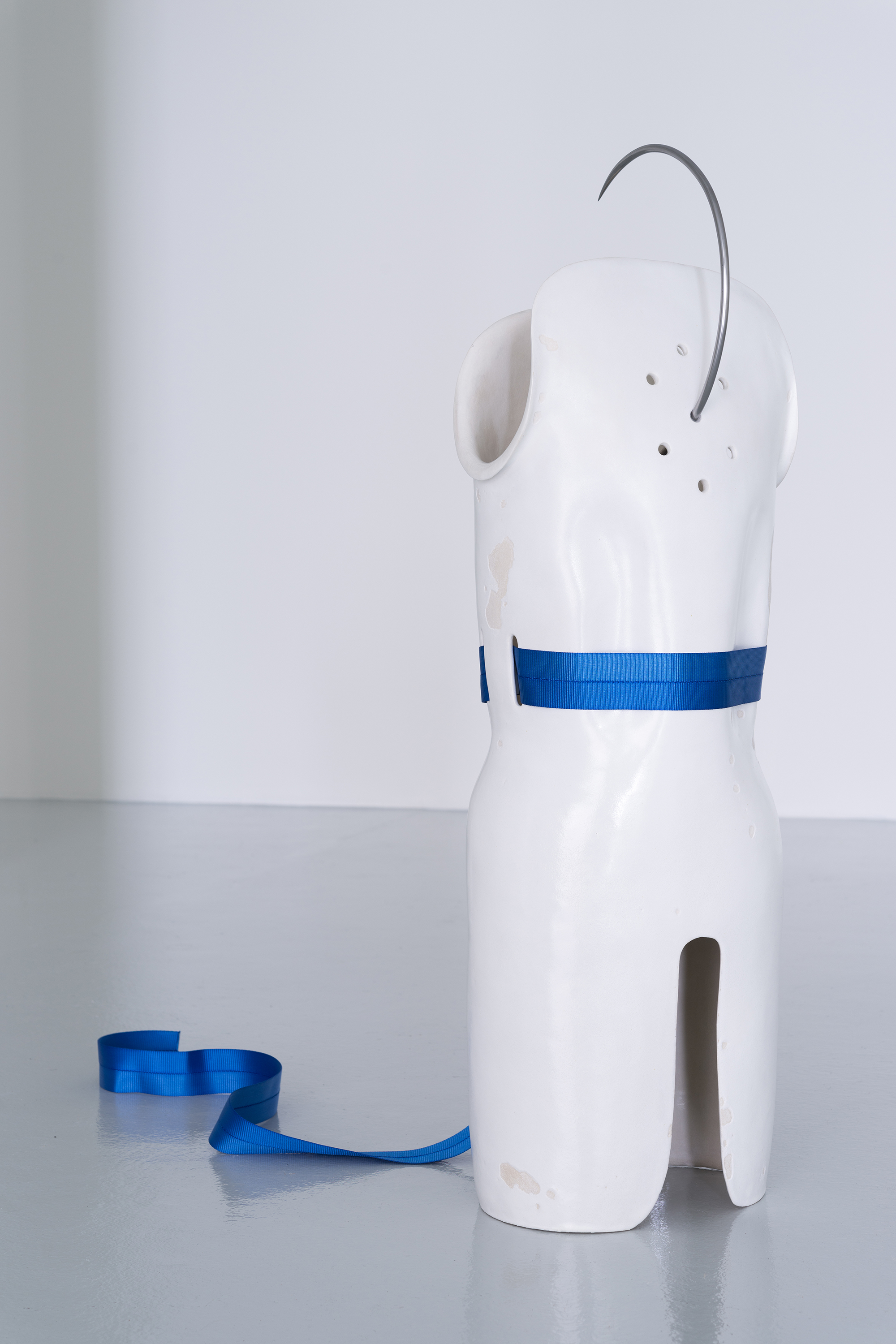 Glazed ceramic, steel, polyester