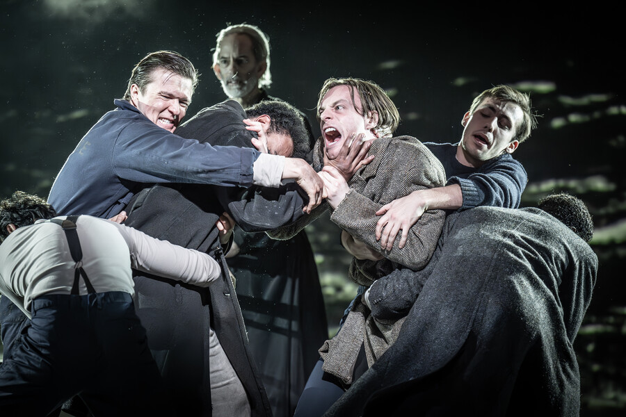 Hamlet, Royal Shakespeare Company, 2025, photograph by Marc Brenner