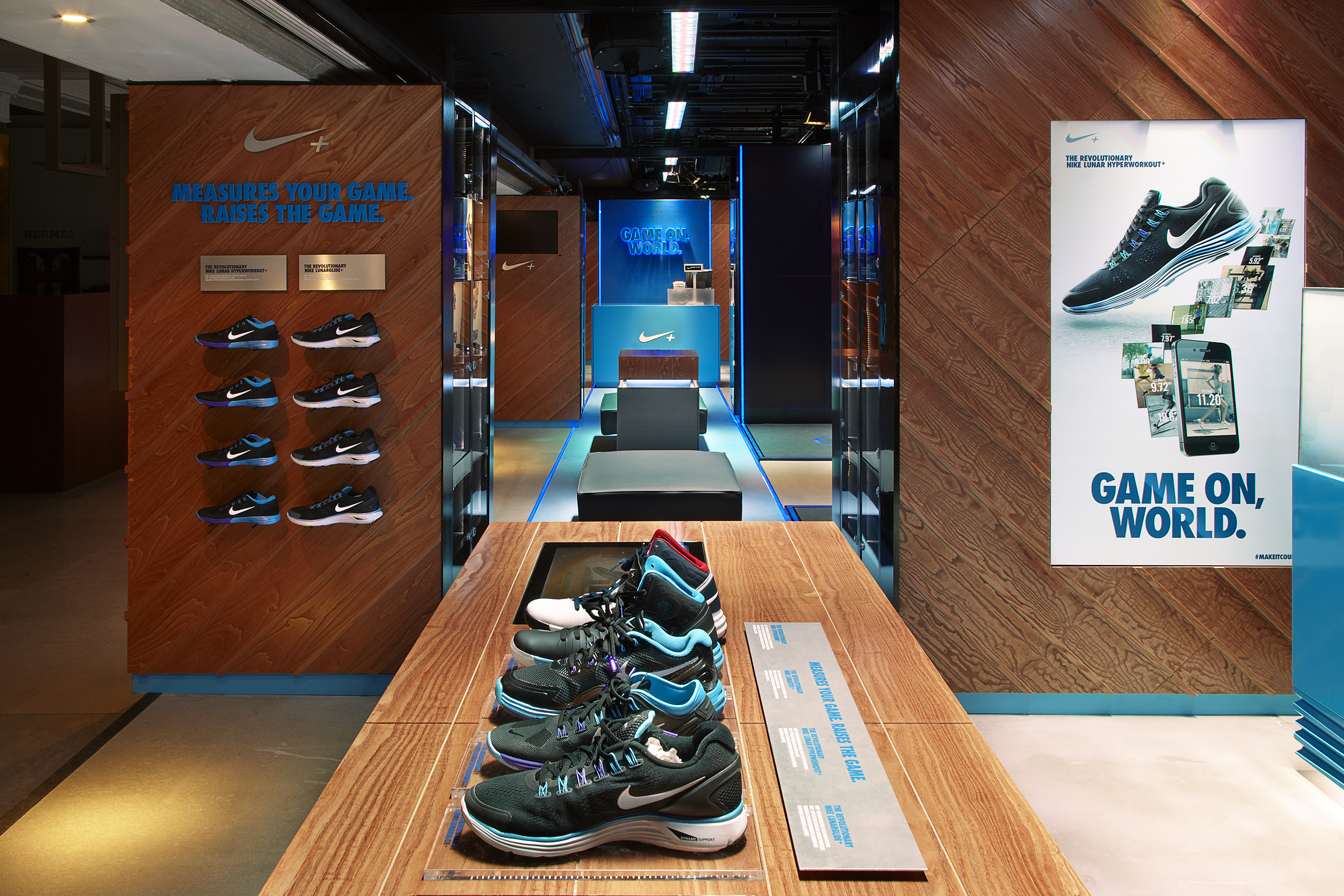 Nike+ Retail - quanpayne
