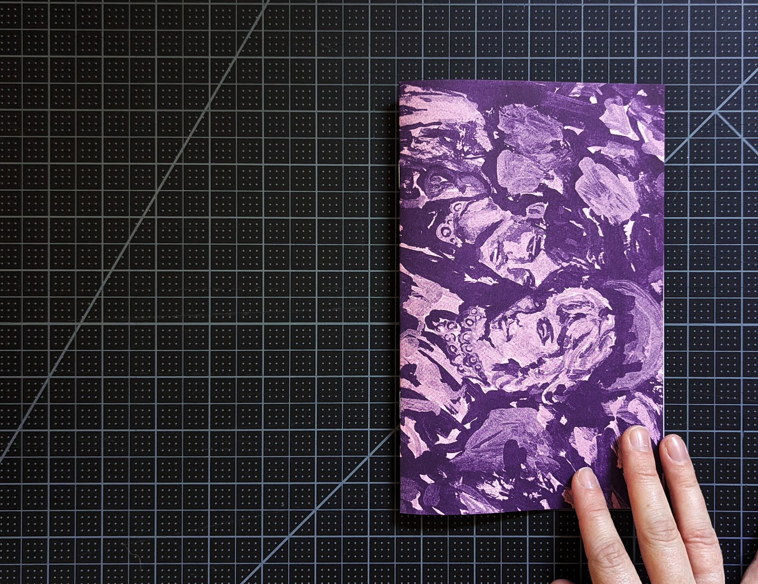 Endless Bummer, 12 pages, 5 x 8", single color risograph zine, 2023