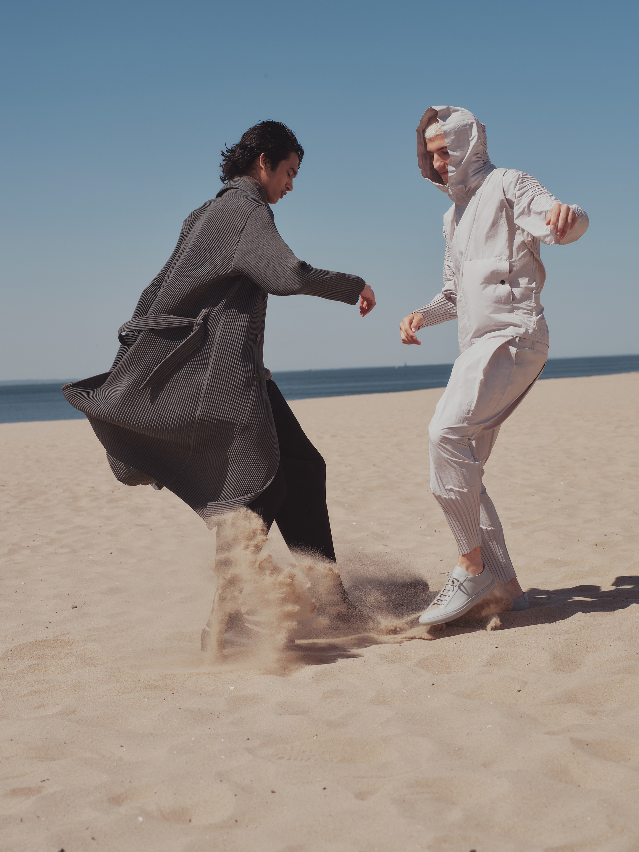 Pictures in the Sand Fall Winter 2023 photographed by Olivia Arthur