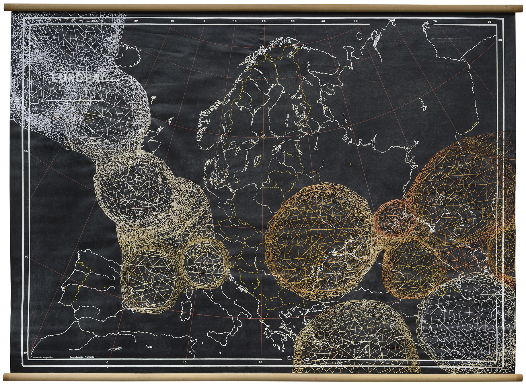 Europa, 2013. Bordado sobre mapa, 94x133cm
