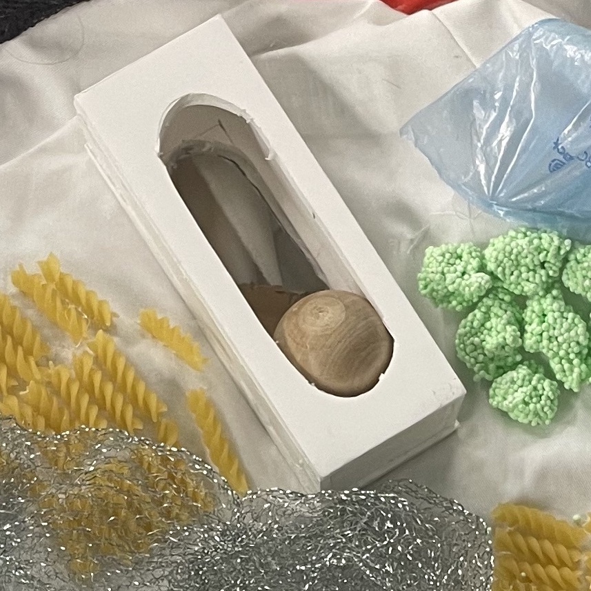 Fidget toy on the suit