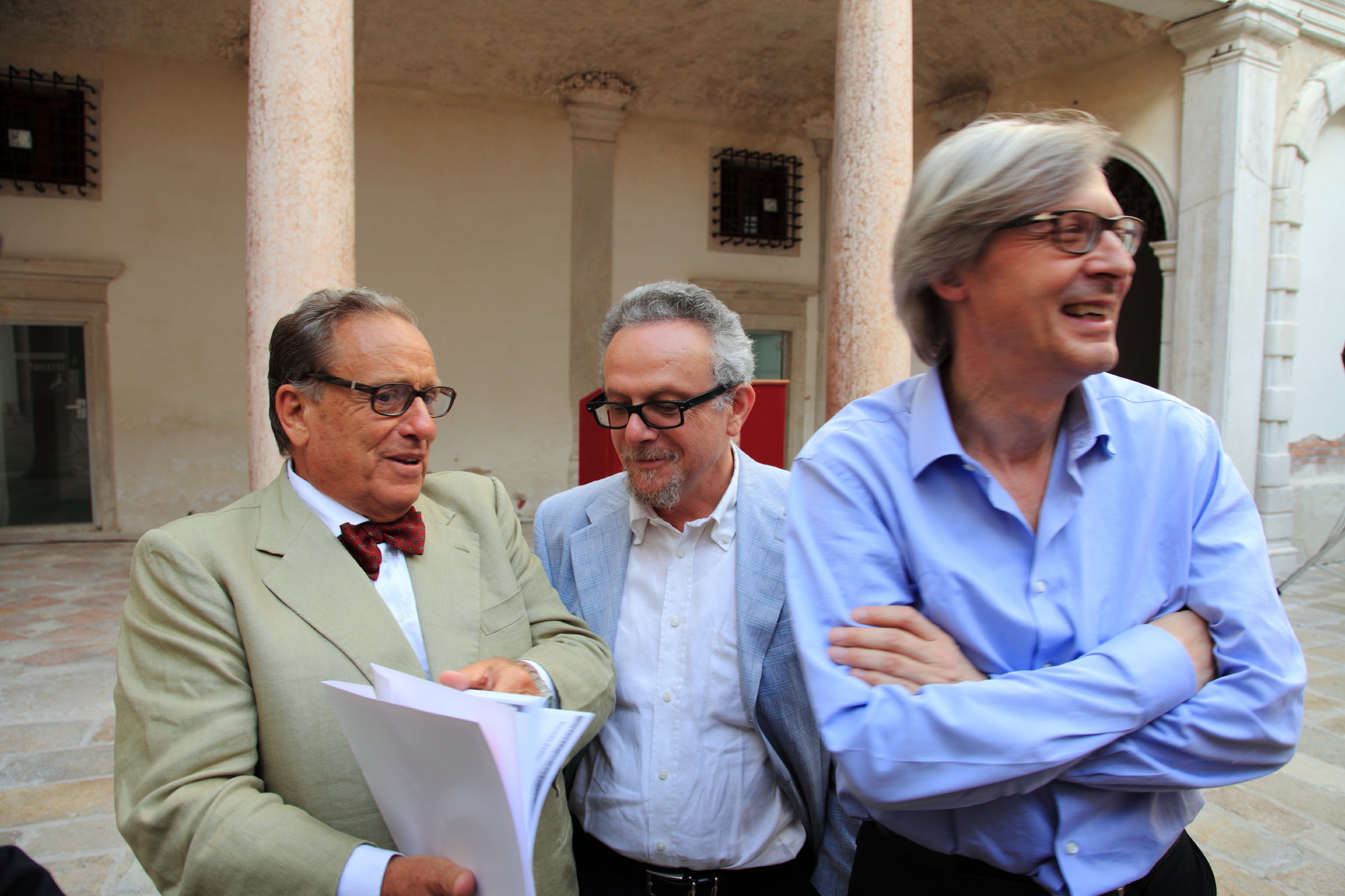Con il collezionista Lisbona e Vittorio Sgarbi a Venezia in occasione della mostra su Fausto Pirandello, 2011