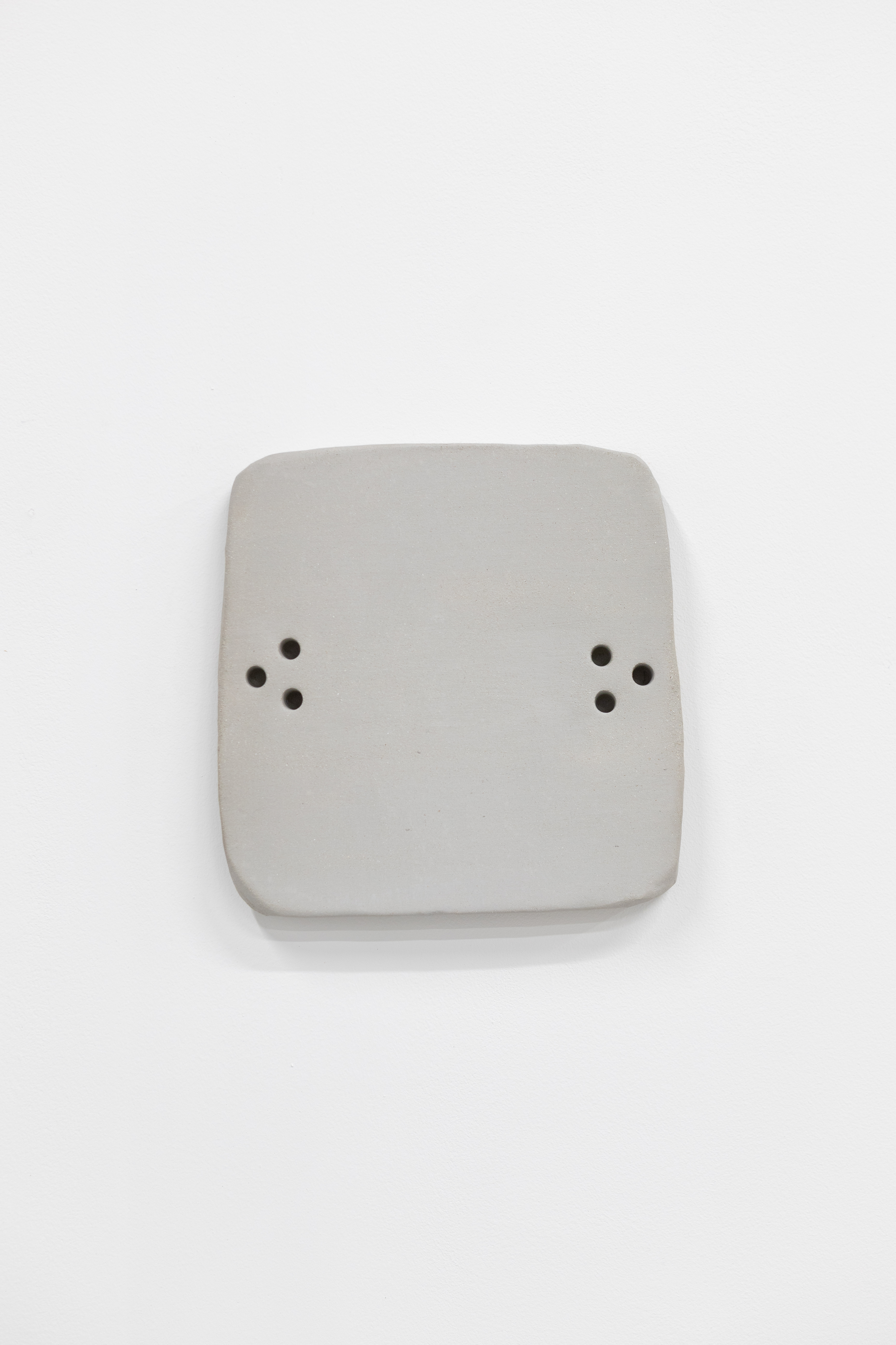  Trou, plaque, ligne 6, sandstone, 23 x 23,1 x 2,5 cm, 2025