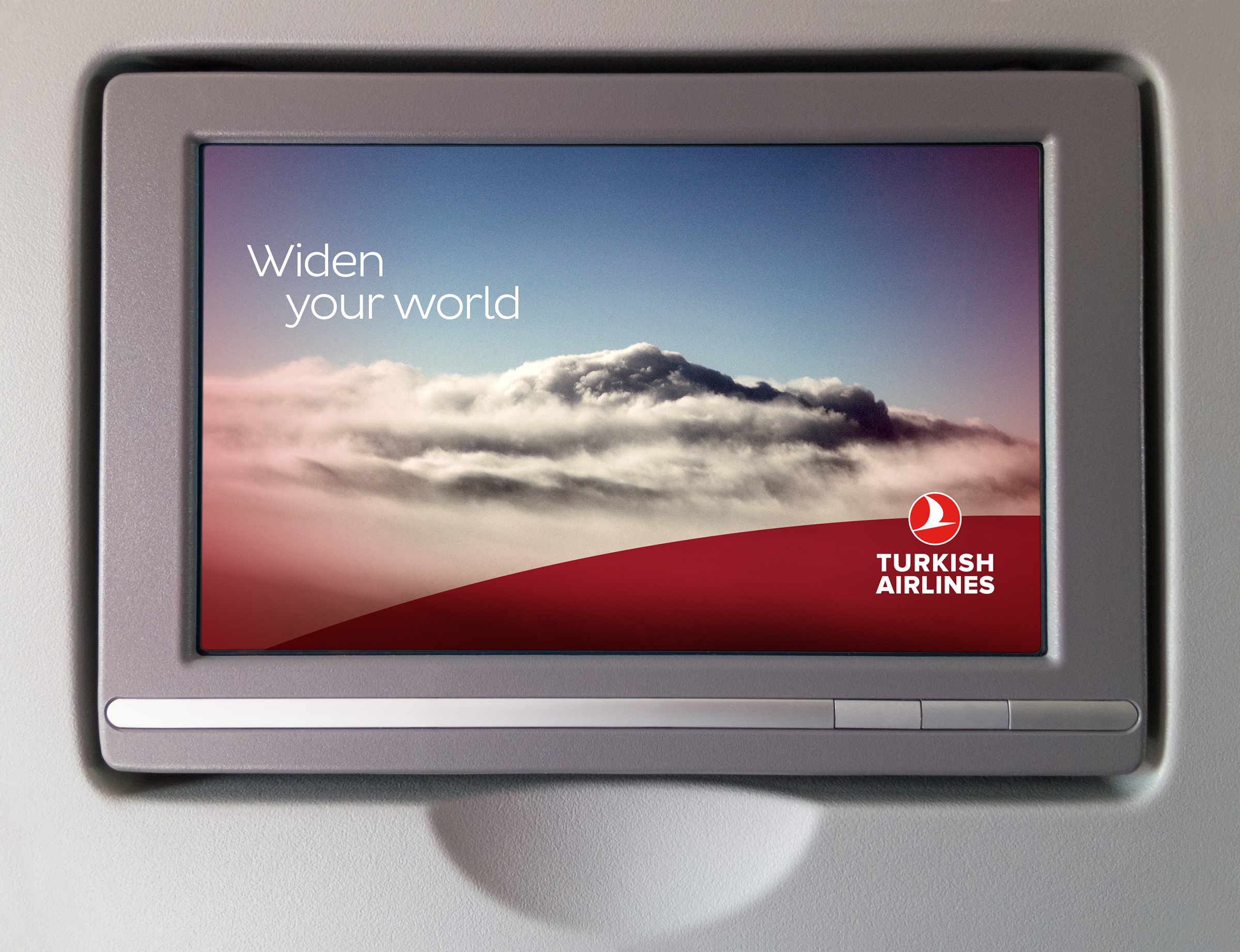 turkish airlines widen your world logo