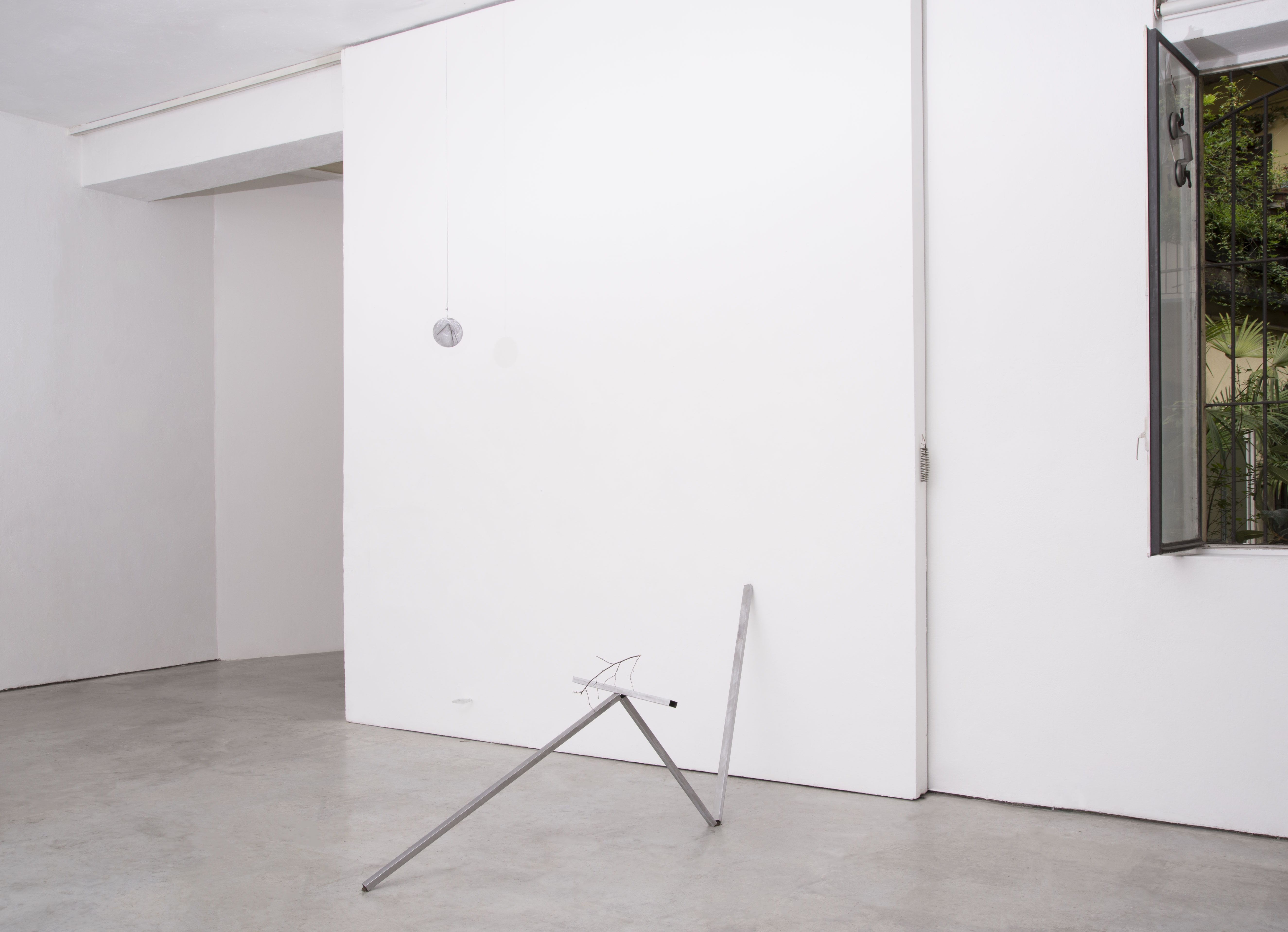 Installation view - Distinction -