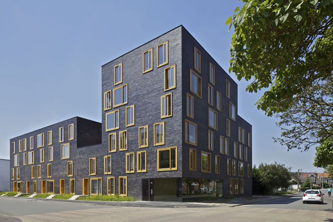 22/11/2012 - DISTINCTIONL'agence est nominée pour le prix de la première œuvre du moniteur, pour sa réalisation de 23 logements à Béthune