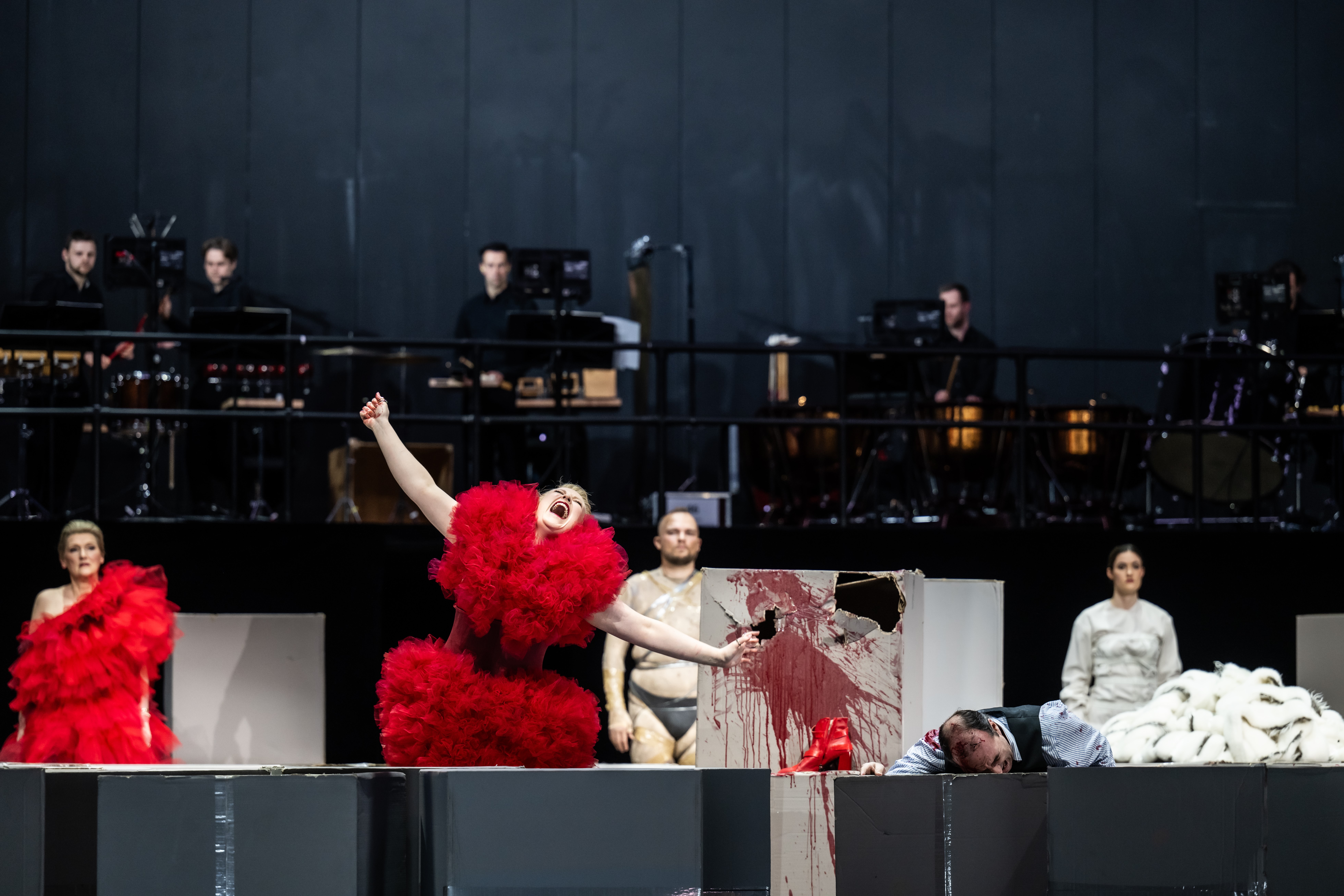 LEAR_Kiandra Howarth, Frank Schneiders Â© Sandra Then