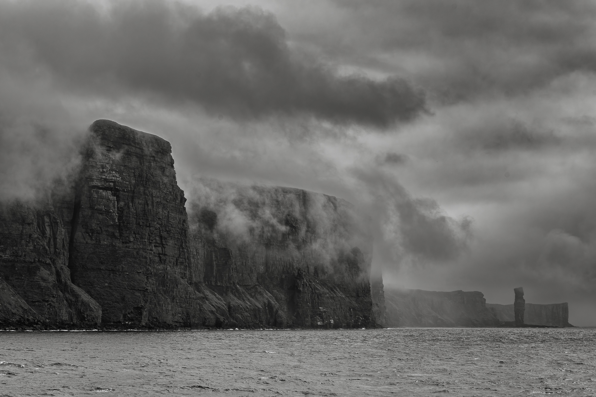 Old Man of Hoy. Iles Orcades (Orkney)