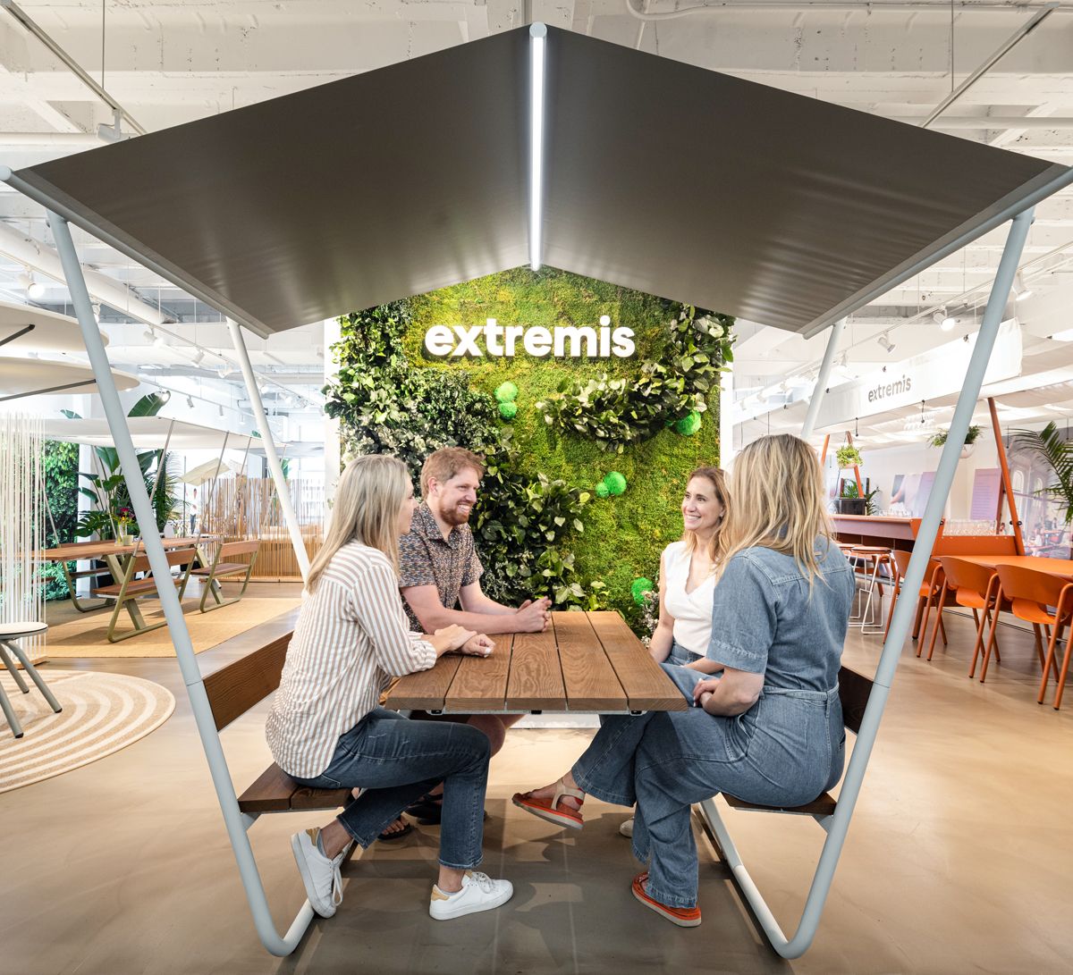 Stand NeoCon 2023 - by extremis