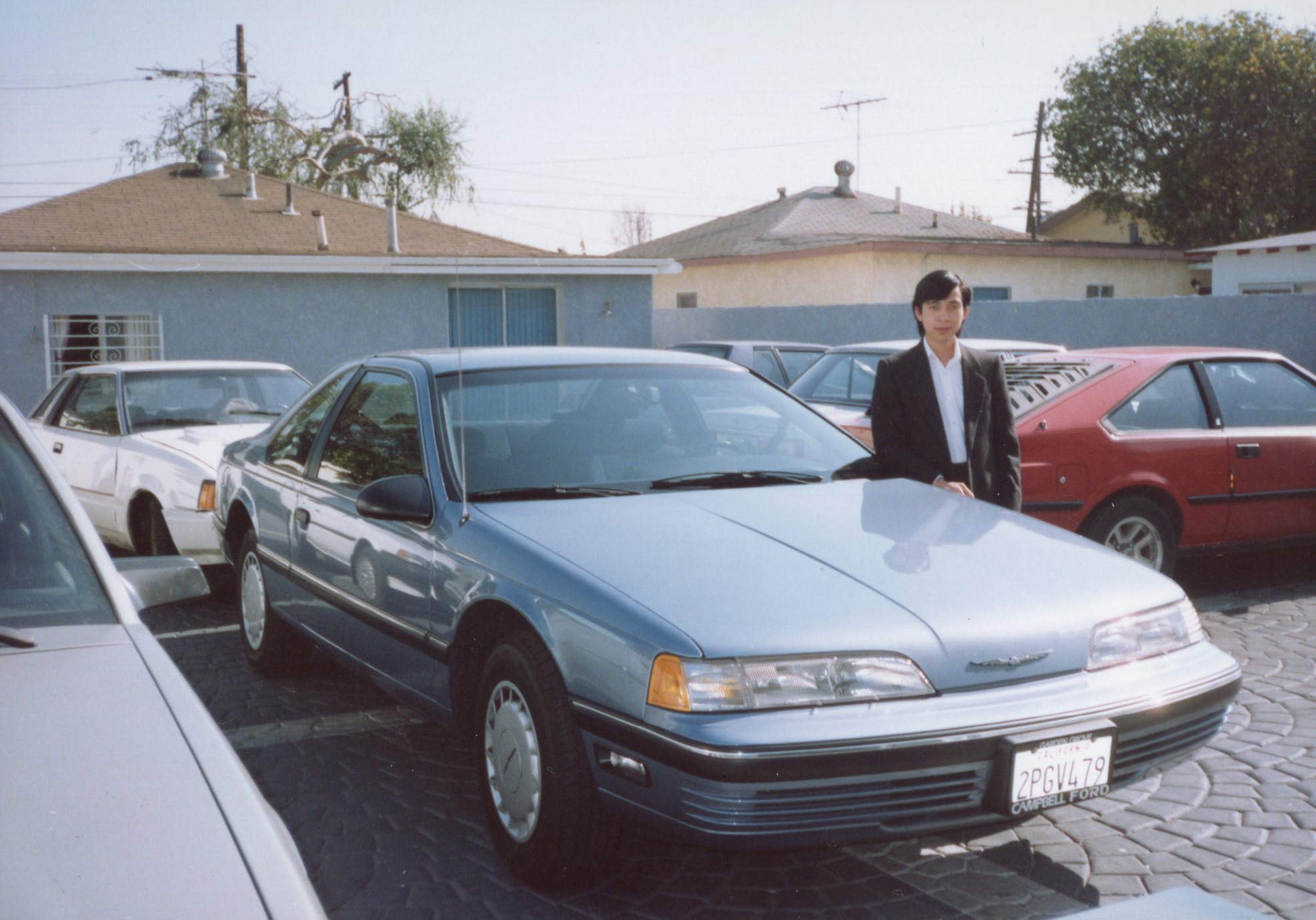 01098 Hawthorne, CA 1990