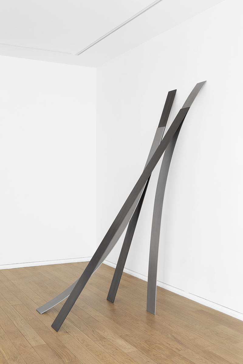 I/U 11 et 12, 2022aluminium, [2x] 218x150x14cm collaboration avec l'atelier Joël Guillaume© Origins Studio