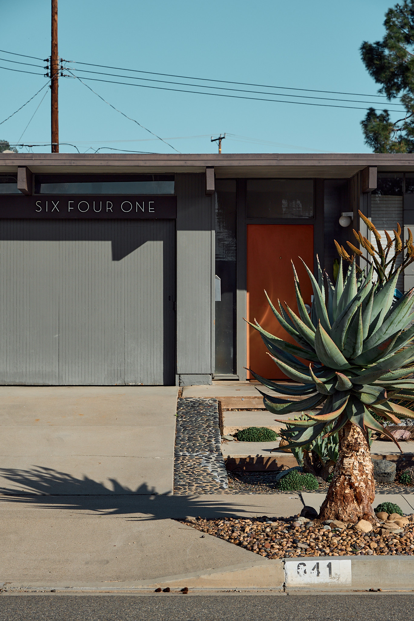 Eichler Neighborhood, Orange, CA