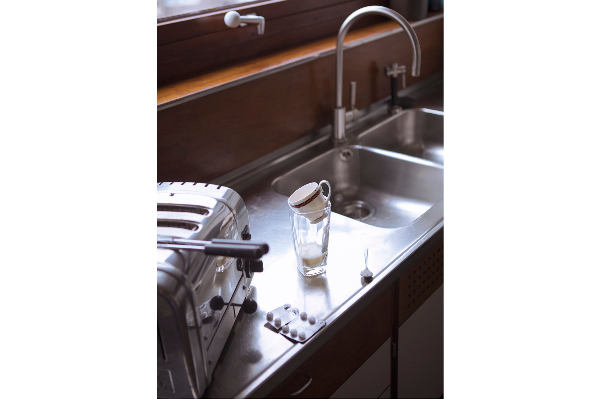 Vintage architecture porn book'Erotique Chic' written by Thijs Demeulemeester, 2O17 Lannoo