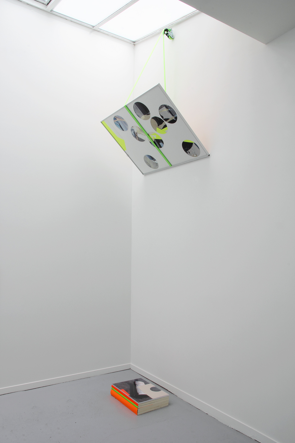 Vue de l’exposition Le cas, les circonstances 2014 Progress Gallery, (photographie de Woytek Konarzewski)