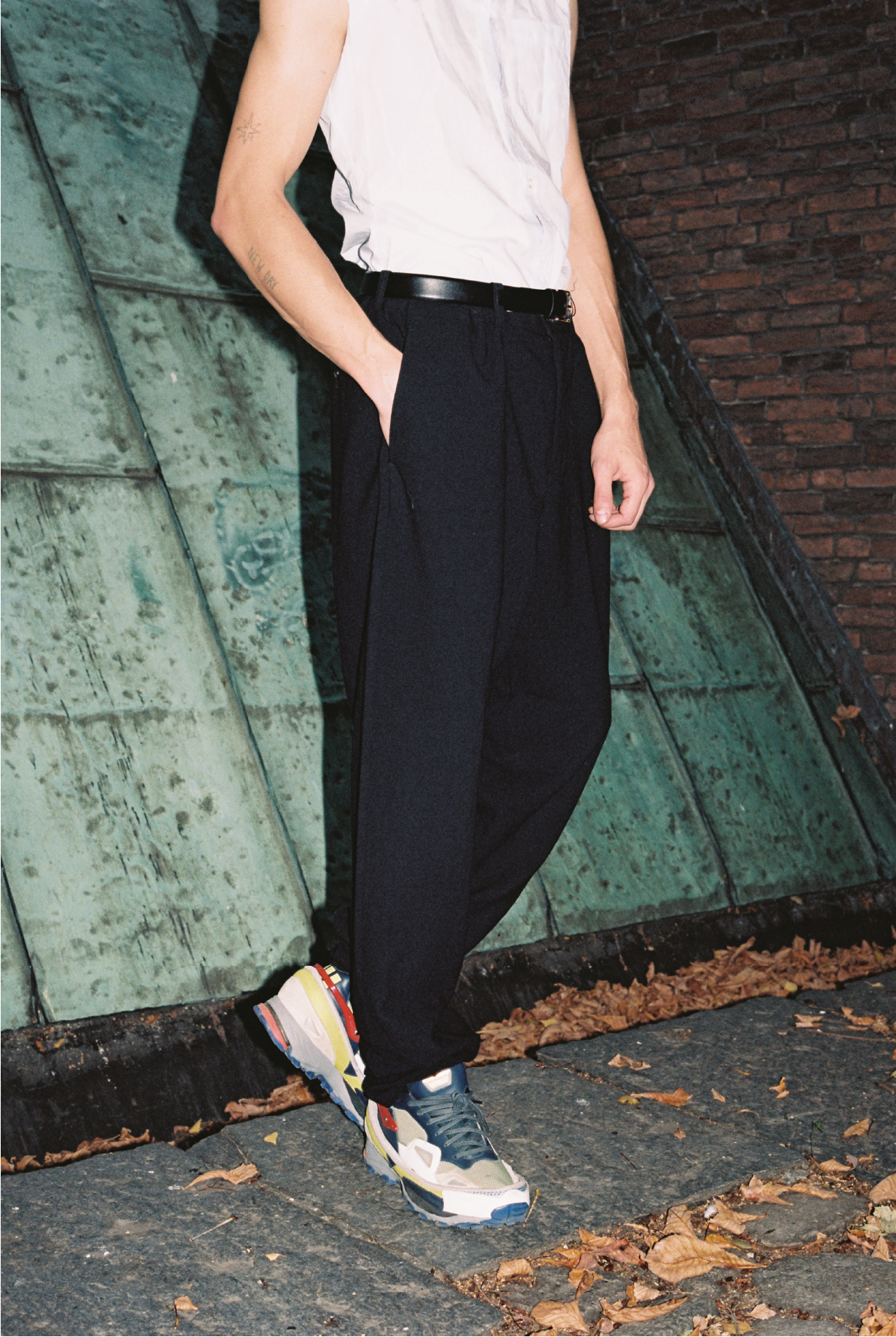 ISSEY MIYAKE BLACK PANTS Out of stock