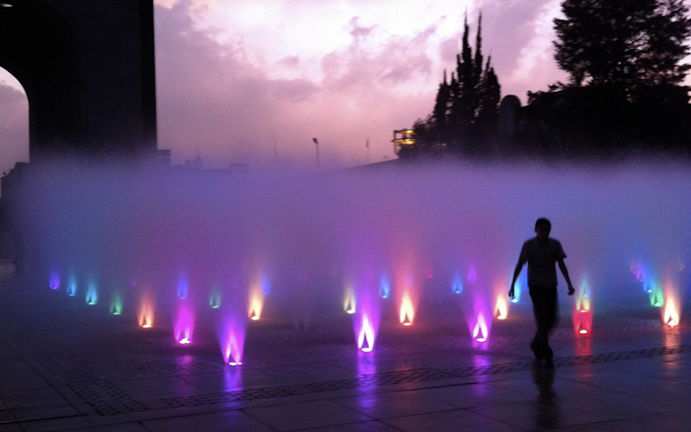 monumento de la revolucion // centro