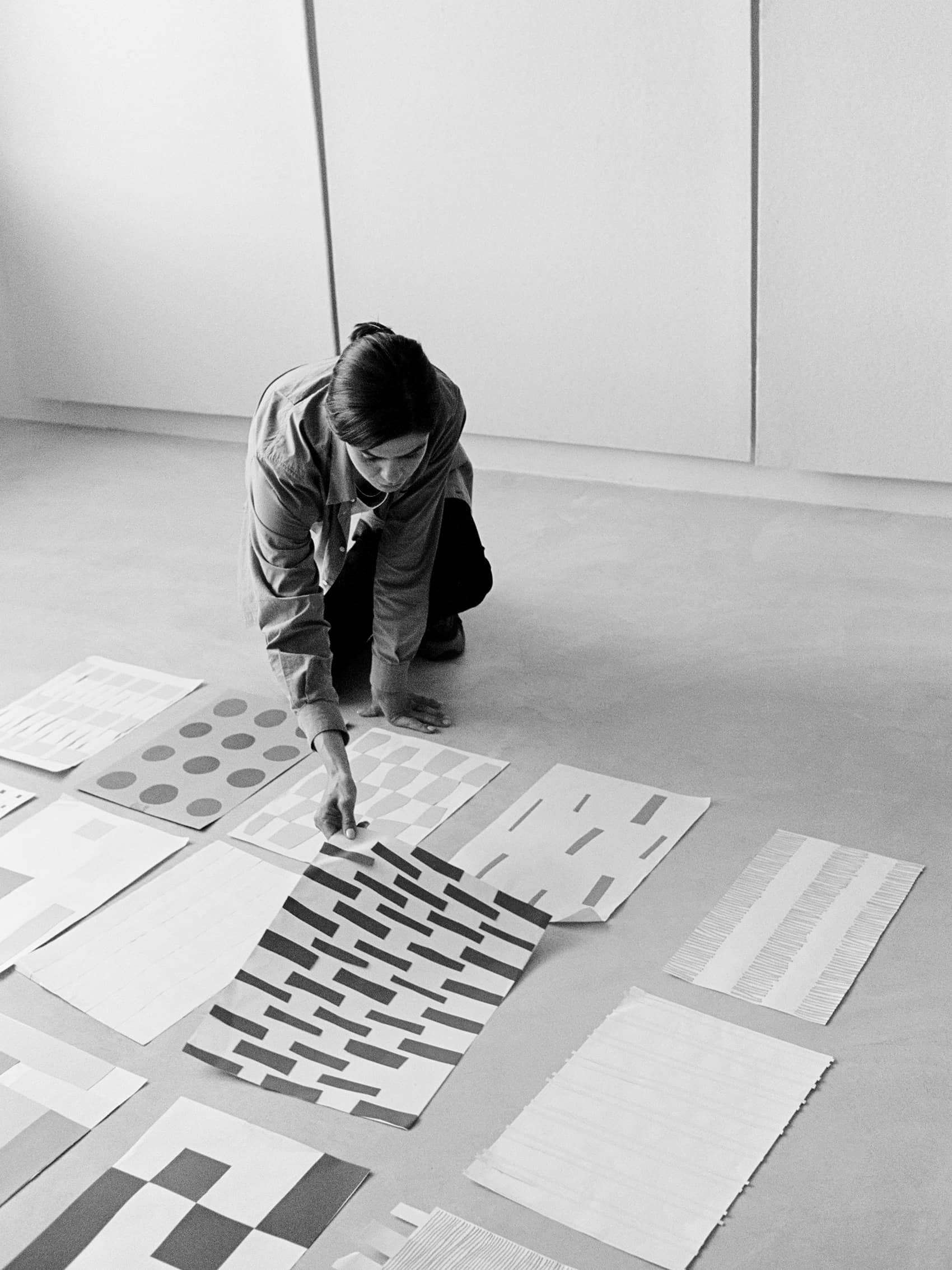 SHE FOR EGESHE is a tribute to her. Featuring six carpet designs celebrating female artists in their time not obtaining the recognition they deserved within the textile weaving, sculpture or painting handicrafts. Like Agnes Martin, Aino Aalto, Anni Albers, Ray Eames, Sonia Delaunay or Sonja Ferlov Mancoba – and others developing decisive works not to be disregarded. SHE honours women who helped clearing the way for future female artists, who, then and now, live and breathe design.Following a particular fascination of the preferred techniques of the 1930s’ and 1940s’ artists, all six SHE patterns are made by hand to embrace the unique expression of a line that’s either drawn, cut or put together by physical materials. The designs originate from interpretations of distinctive patterns created by different weaving techniques, experimental expressionistic shapes or, in contrast, simple and graphic paintings. Bringing these imperfect details into carpet design while keeping a simplistic yet organic look adds a sense of naturalness and artistic freedom to each carpet.Designed in collaboration with Laura Bilde