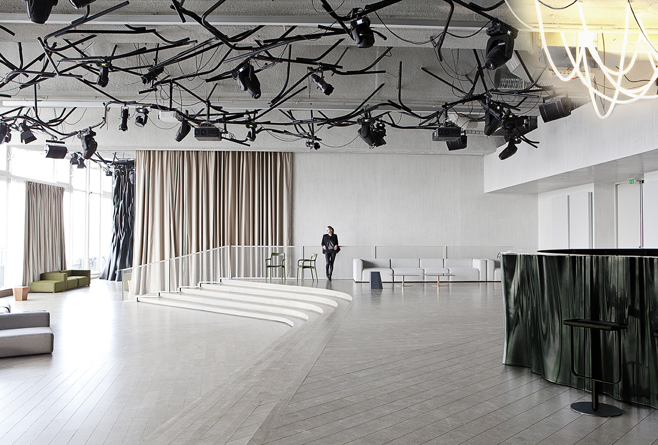 PHOTOGRAPHY RAF STUDIO OF ELECTRIC OF MATHIEU LEHANNEUR