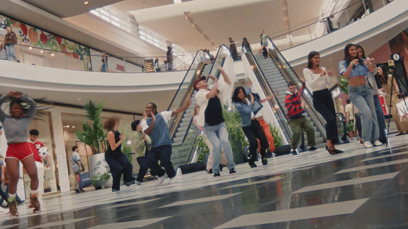 PRODUCTION ASSISTANTDIR. MATTY PEACOCK - SIMON MALLS