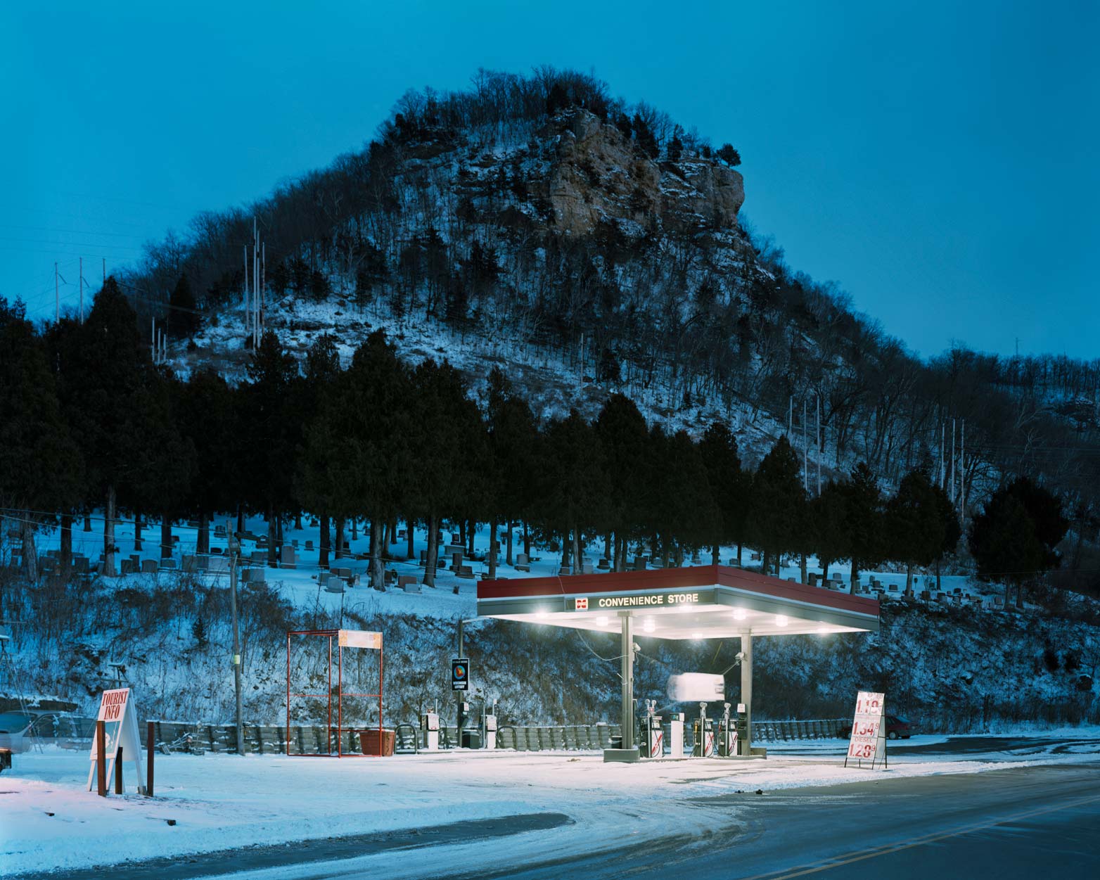 Cemetery, Fountain City, WI, 2002, Alec Soth