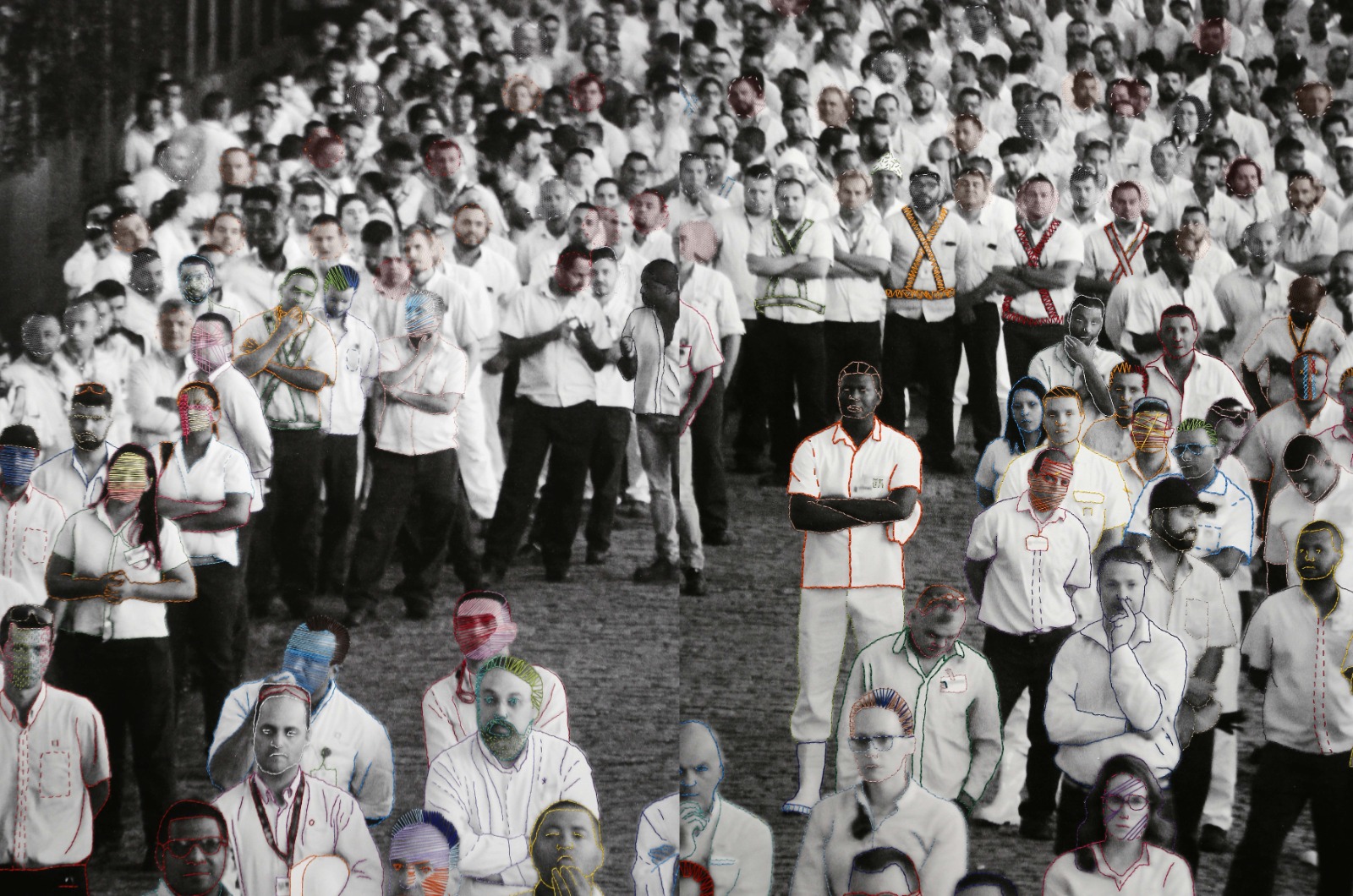 Trabalhadores, 2023. Bordado sobre fotografia impressa em Papel Hahnemühle, 90 x 120 cm.
