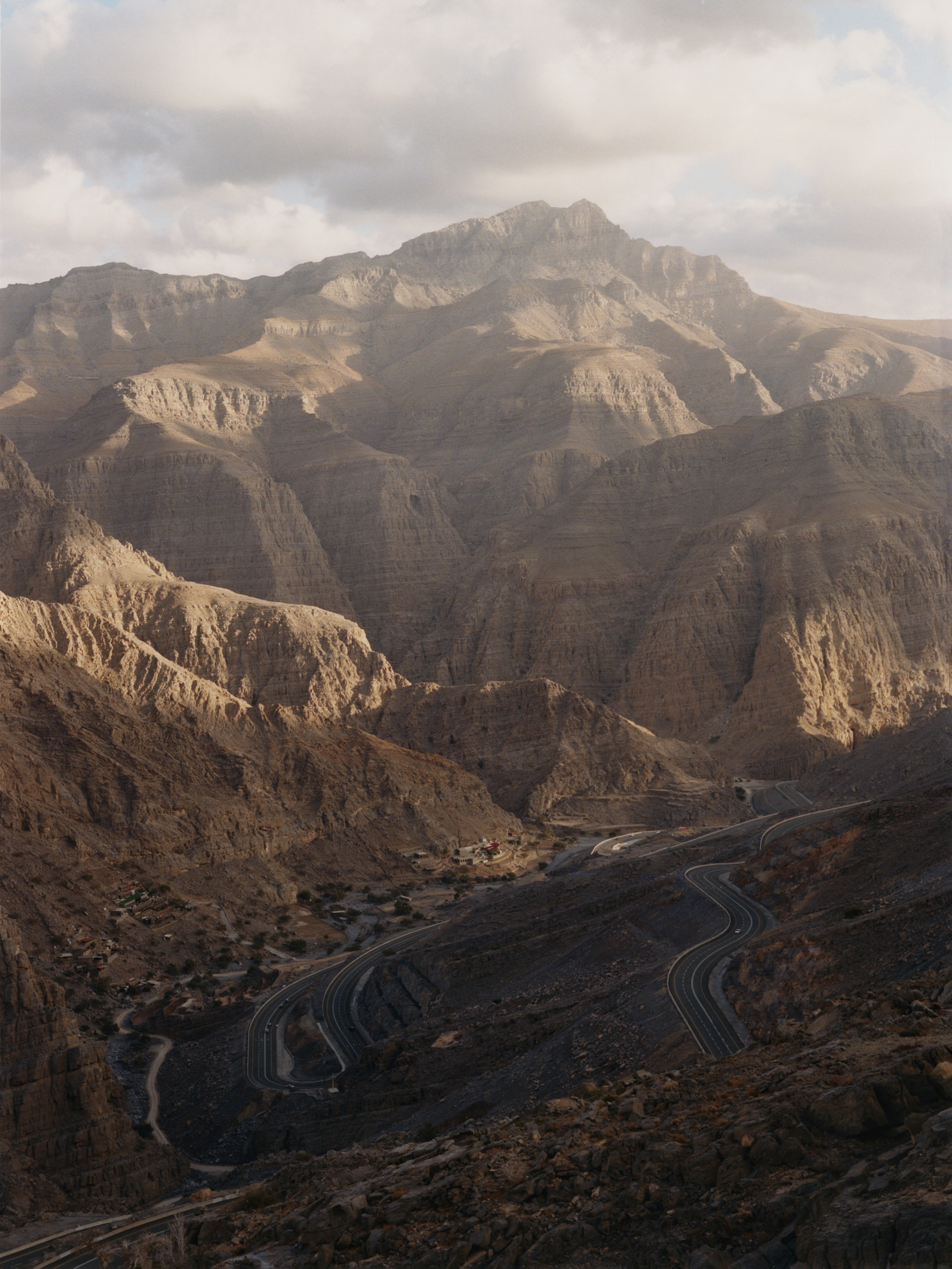 United Arab Emirates 2/9