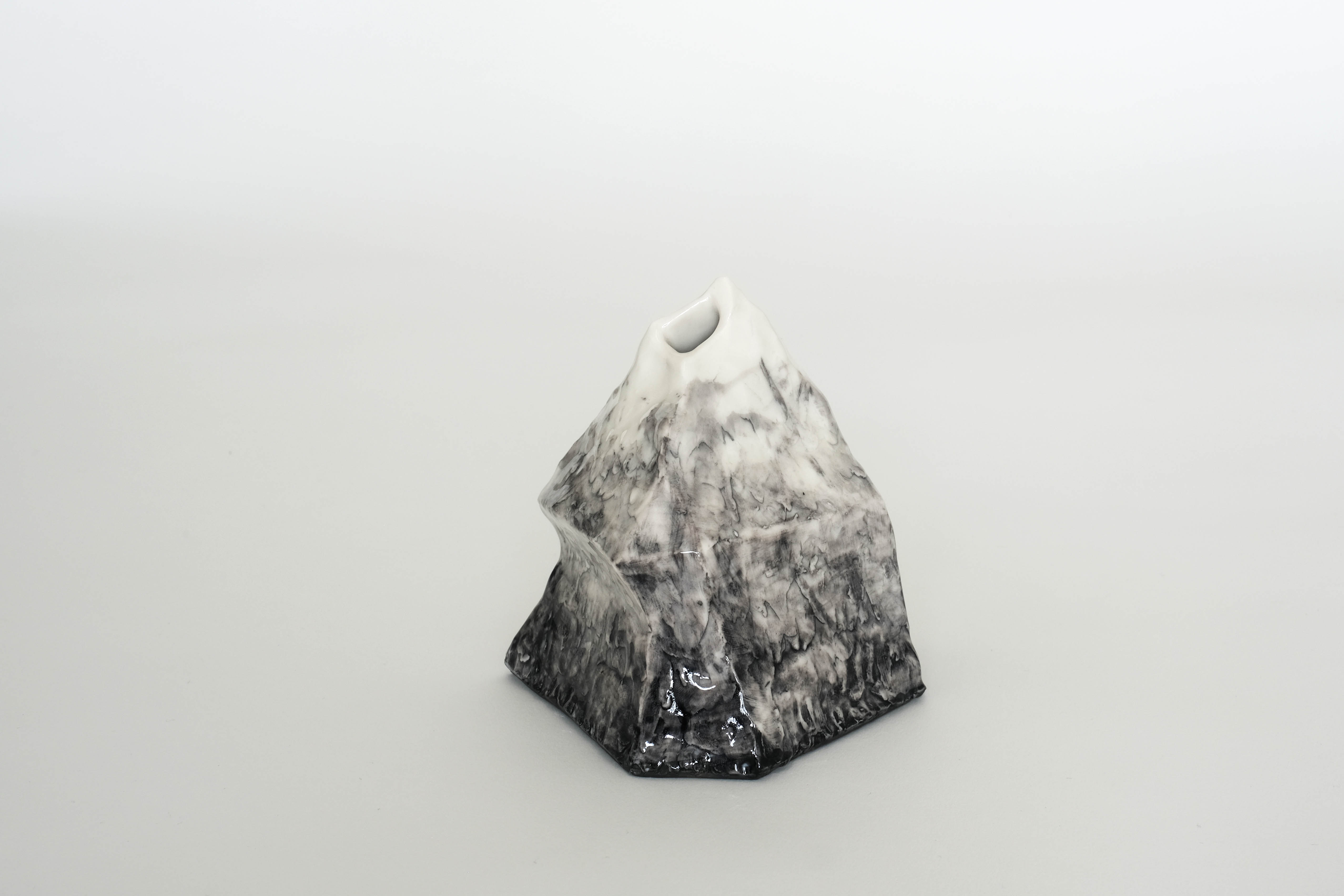 I AM A MOUNTAIN No 05 / 12 x 12 cm