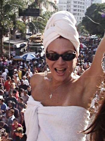 No Largo do Arouche, durante o carnaval.