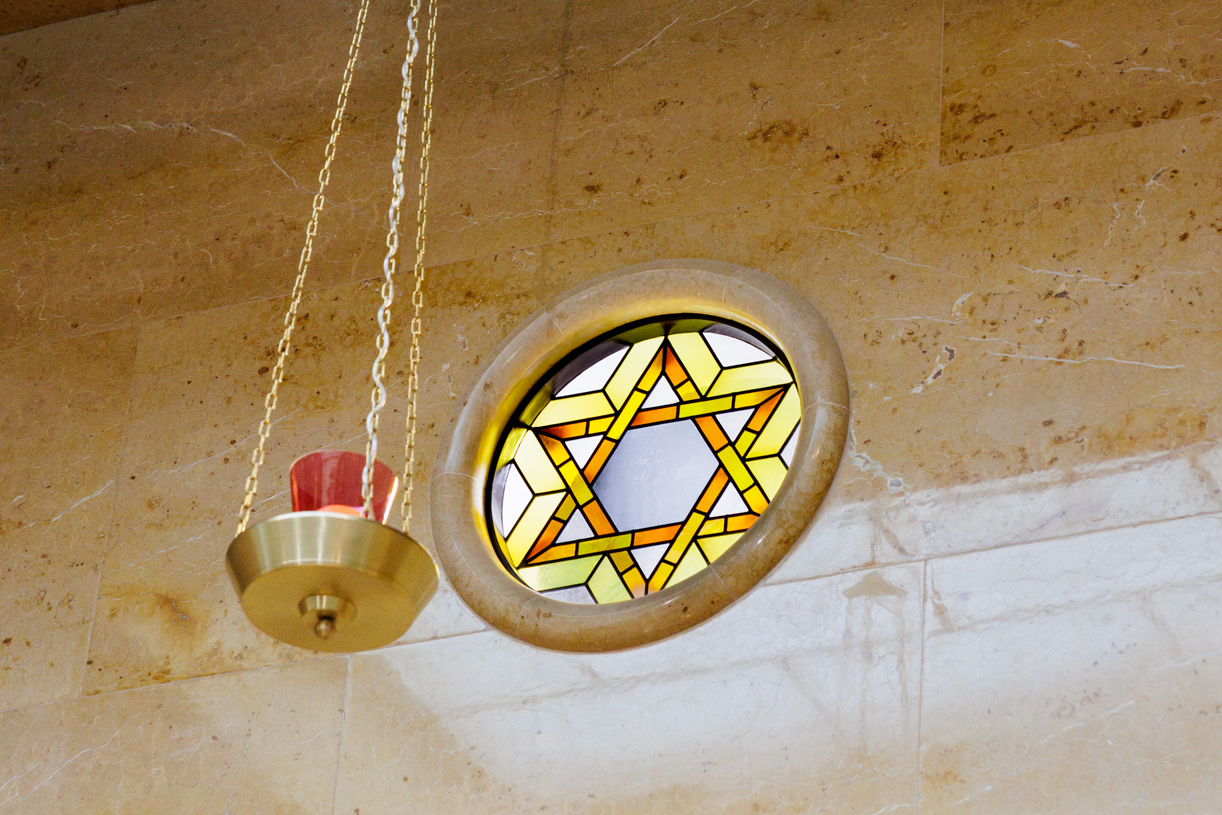 Rekonstruktion des ewigen Lichts (Tamit, נֵר תָּמִיד)