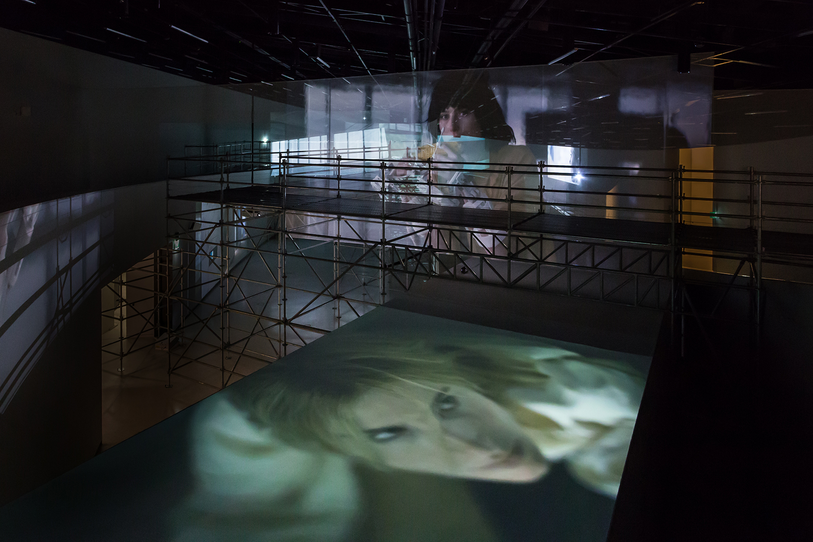 SERVITUDES / CIRCUITS (INTERPASSIVITIES) (2019) - Jesper Just / Curated by Irene Campolmi and Pedro Gadanho - MAAT, Lisbom / Exhibition Design