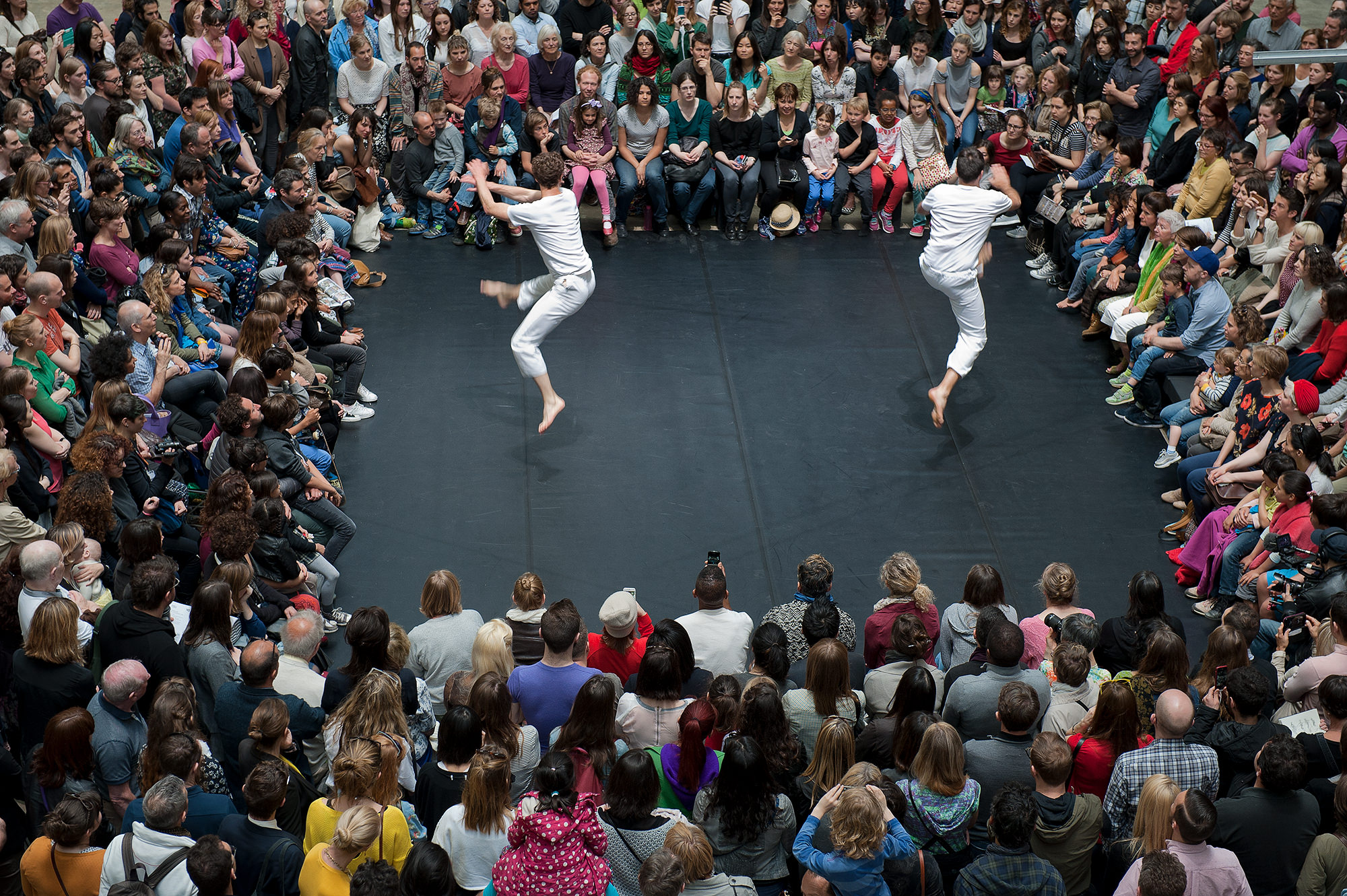 ABRAS LE CORPS | BORIS CHARMATZ • TATE MODERN 