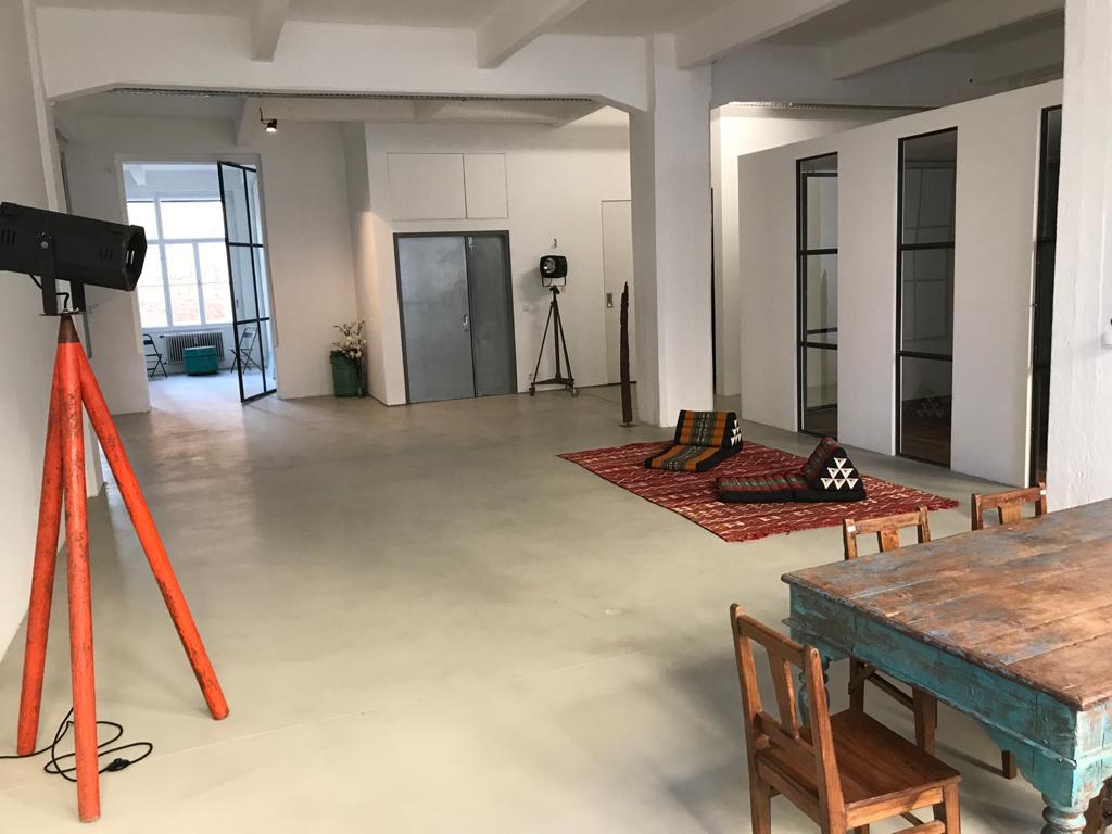 Yogallery for Rent