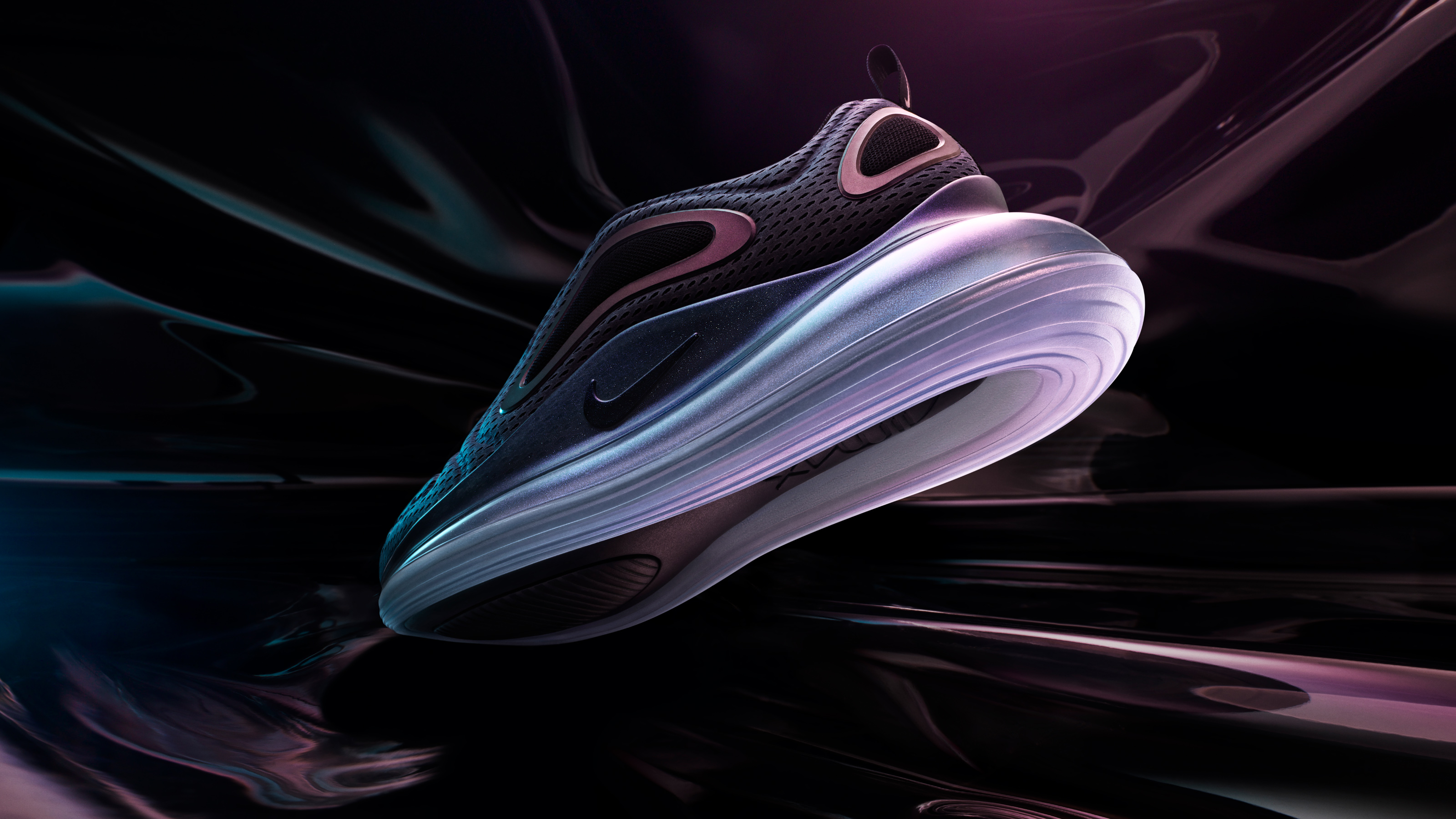 Air Max 720, Editorial