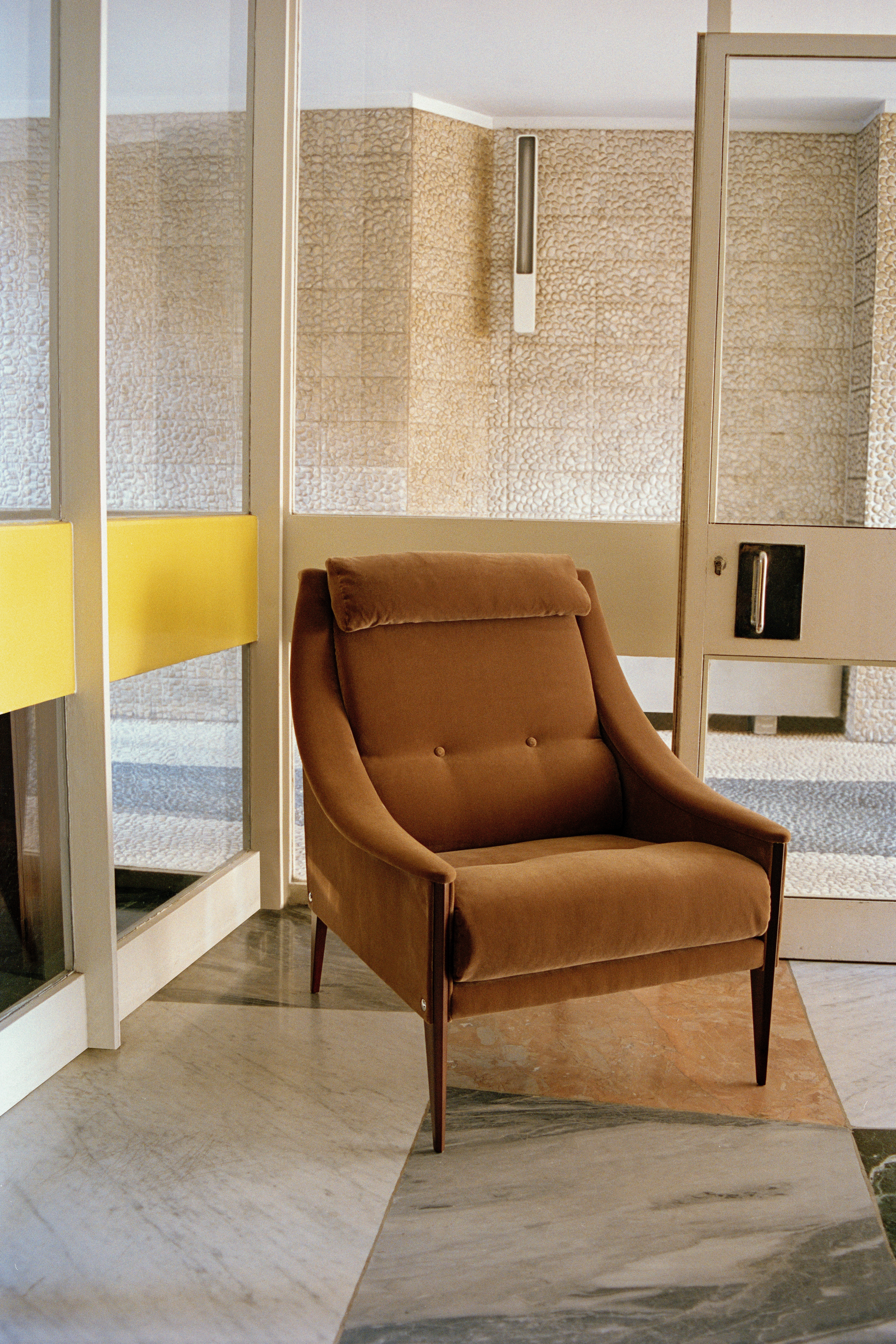 Poltrona Frau - Ceccotti Collezioni - Duo campaign