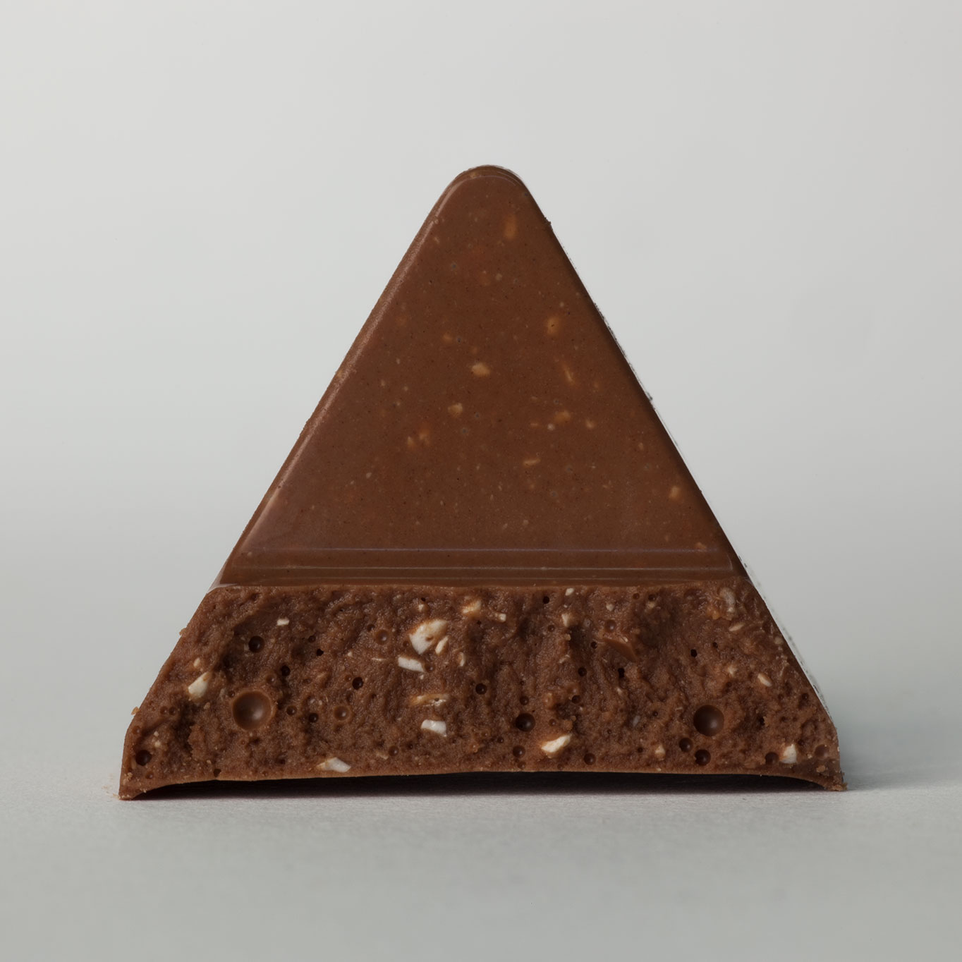 Sign 12/30 (Toblerone), 2014, carbon print, 40 × 40 cm