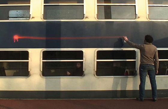 Château de Servières — Fayçal Baghriche, Point ligne particules Vidéo, 2008