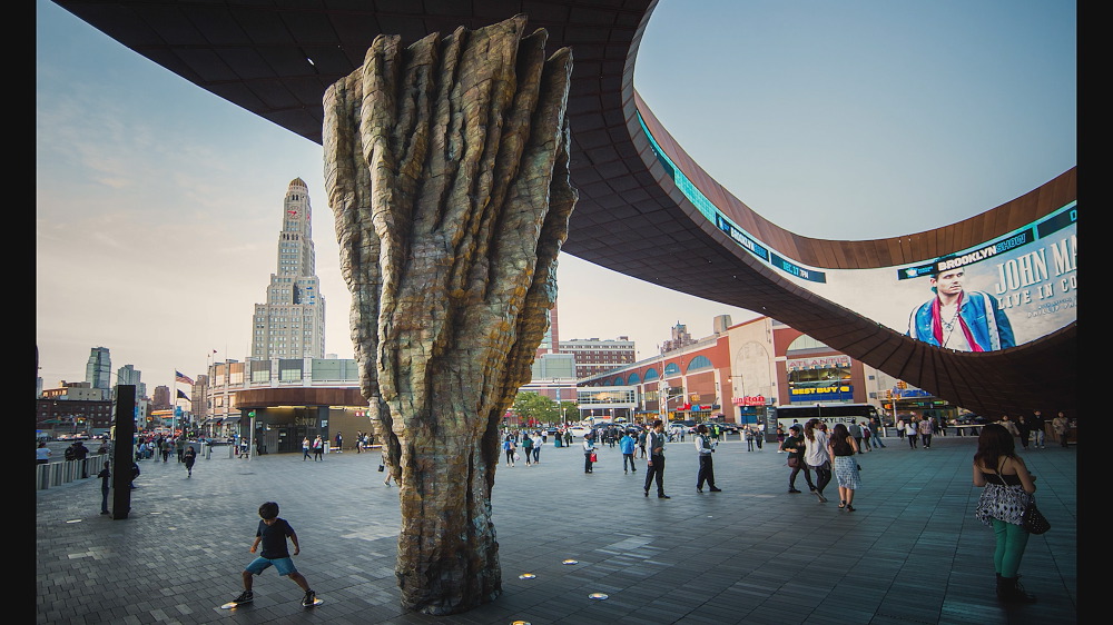 Ona, Barclays Center, Brooklyn, 2013.