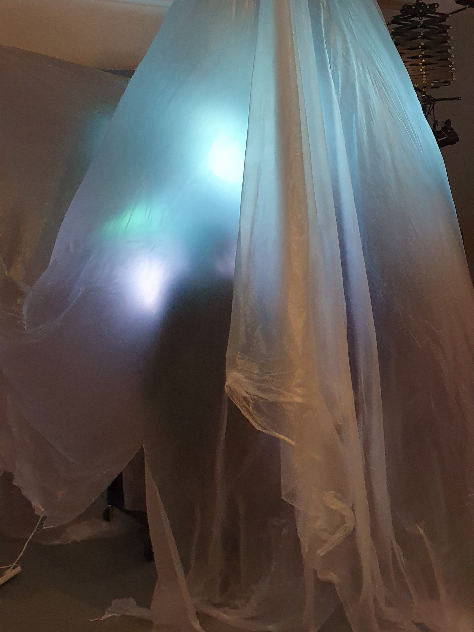 "FANTOME" video installation