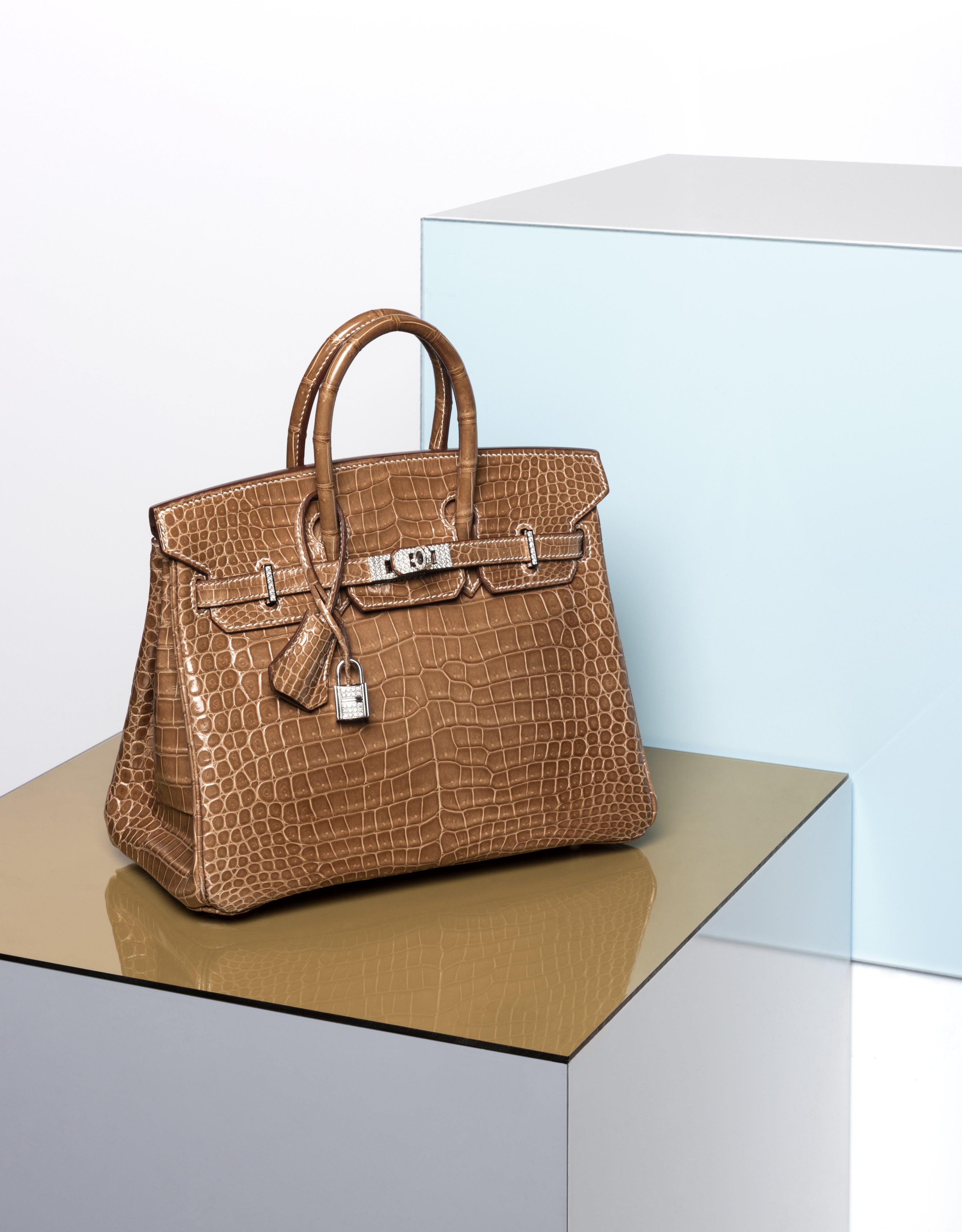 Christie's Handbags (@christieshandbags) • Instagram photos and videos