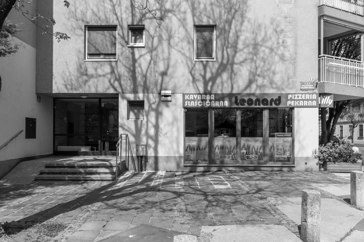 Stanovanjski blok na Trgu MDB, Ljubljana / 1966, Milo&scaron; Lapajne